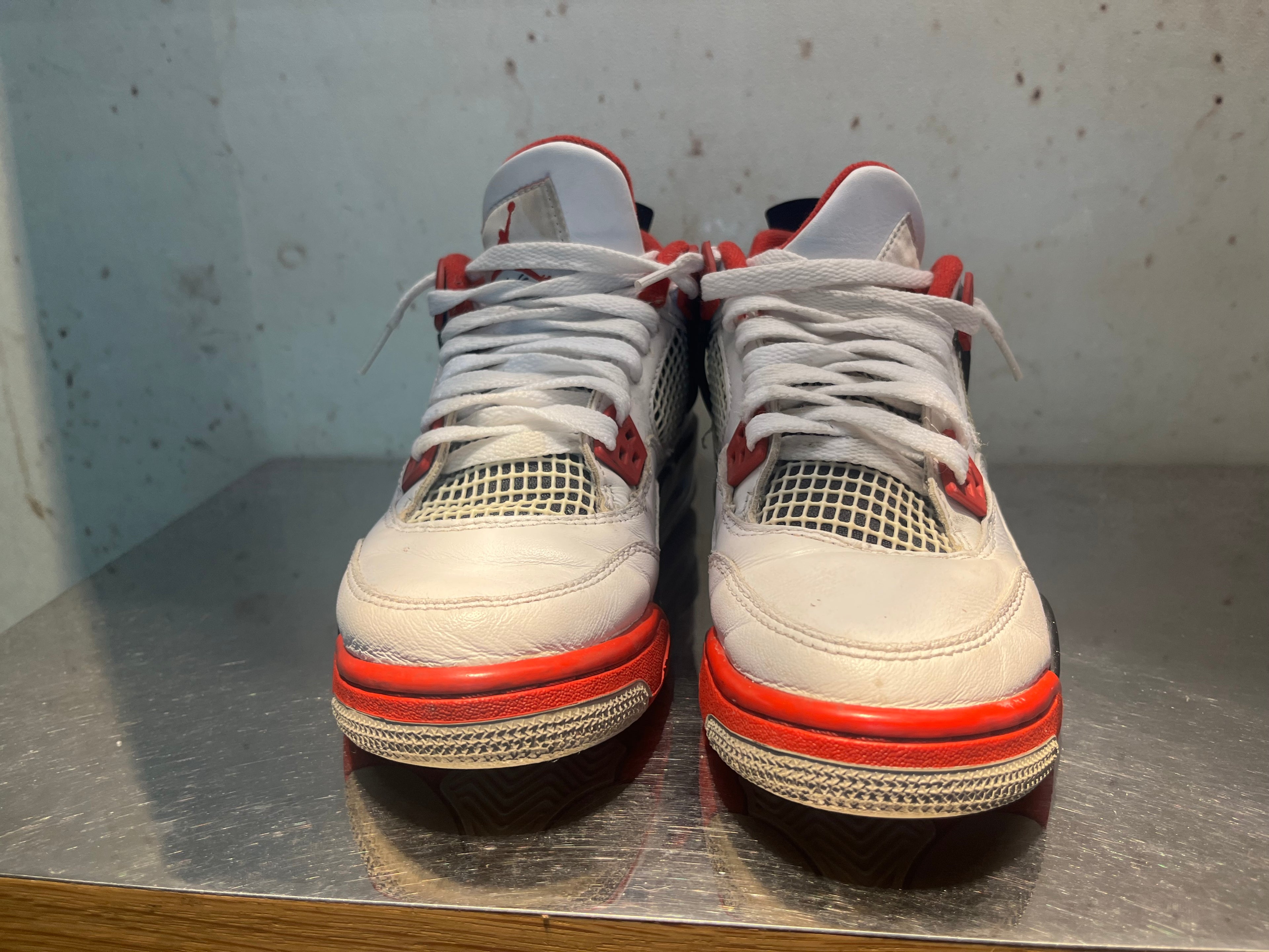 Jordan 4 "Fire Red" Size 5.5y Preowned