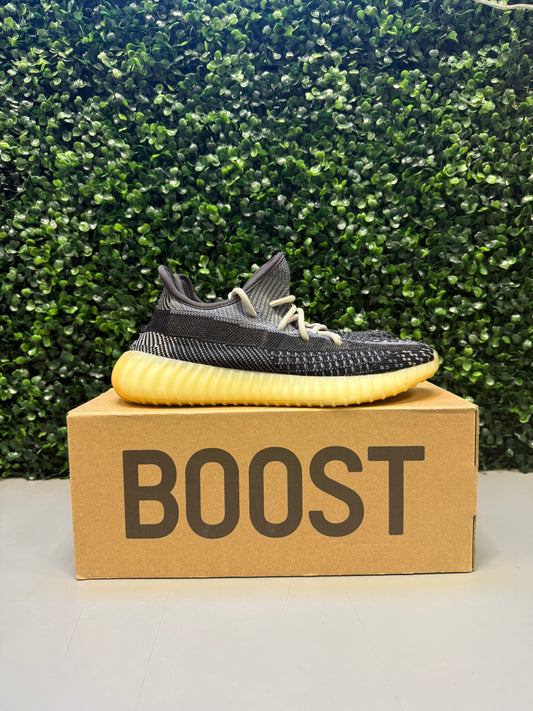 Yeezy 350 V2 "Carbon" Size 7.5 Preowned