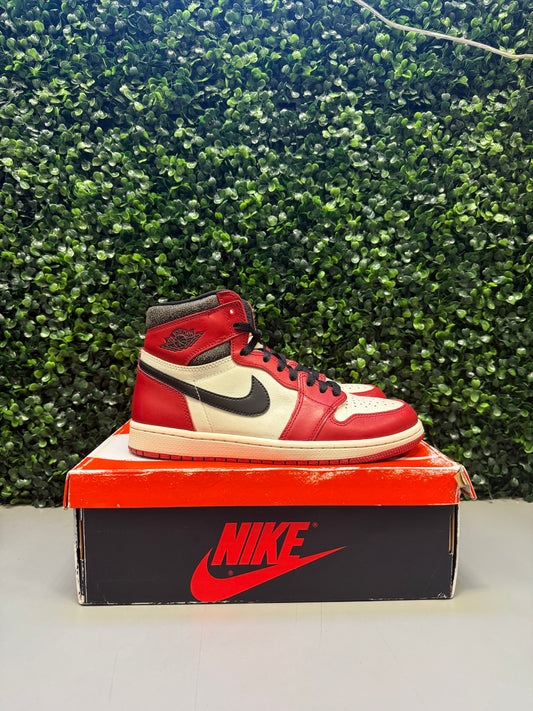 Jordan 1 High "Chicago Lost & Found" Size 8 Preowned