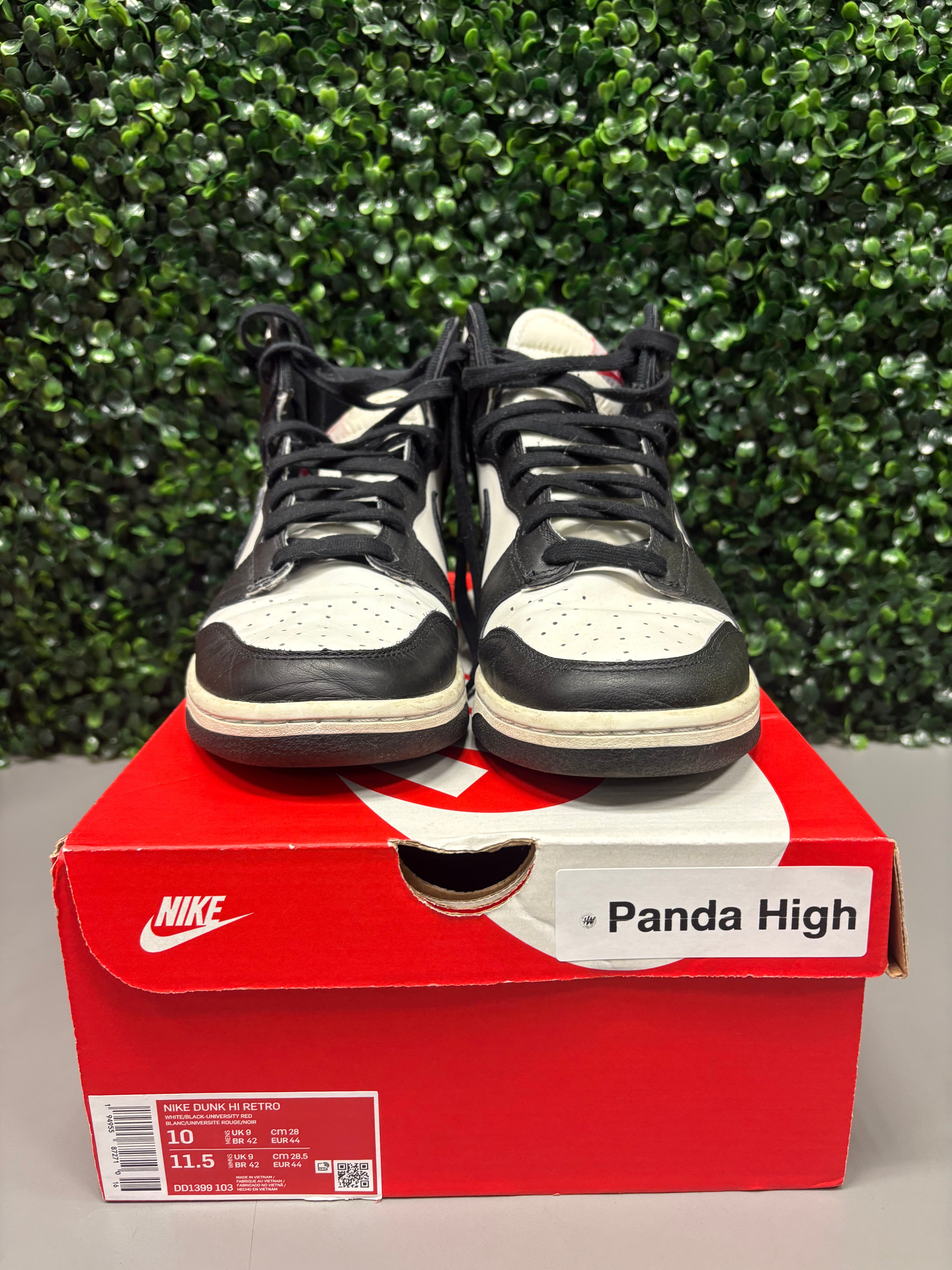 Dunk High "Panda" Size 10 Preowned