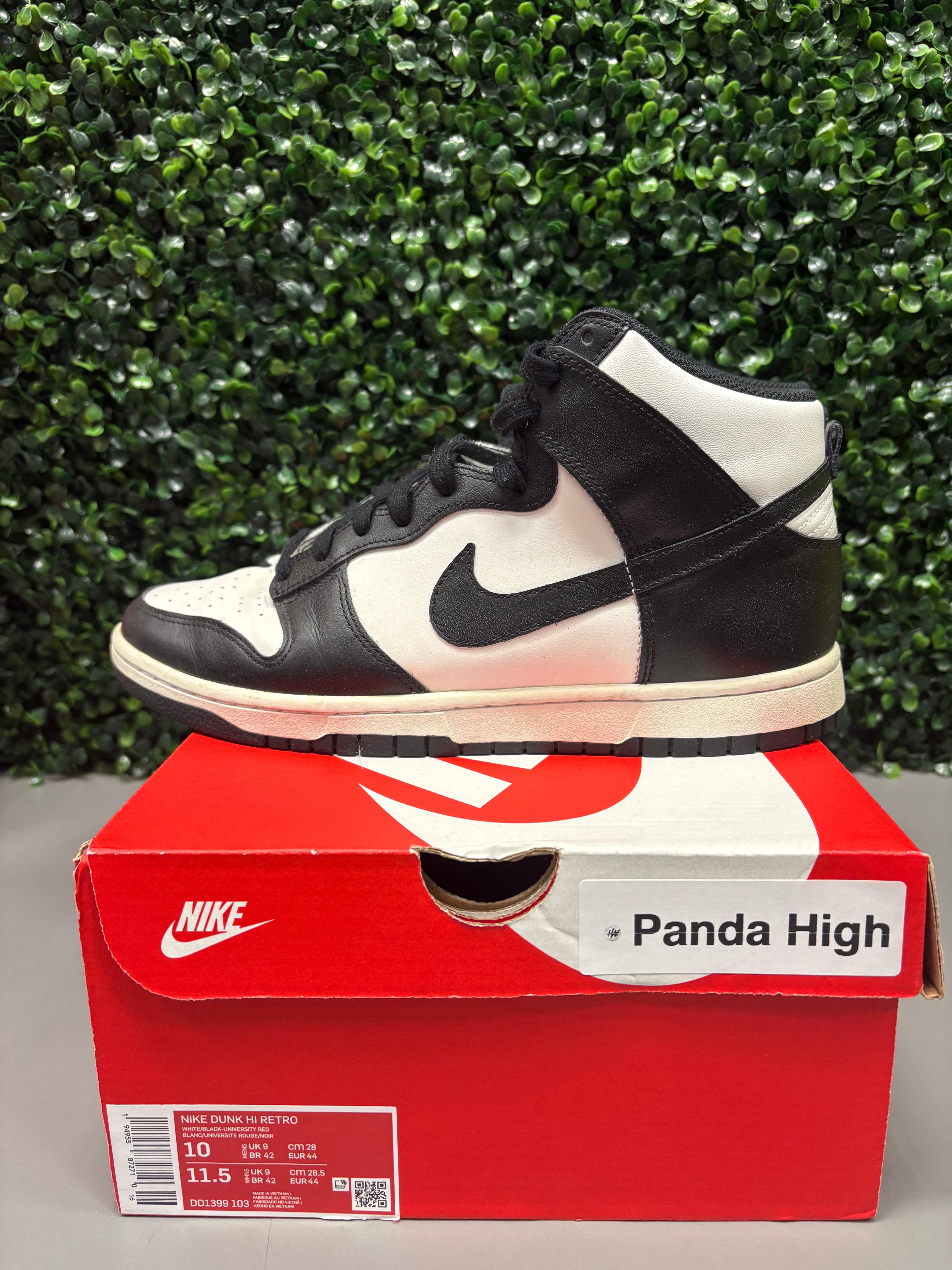 Dunk High "Panda" Size 10 Preowned