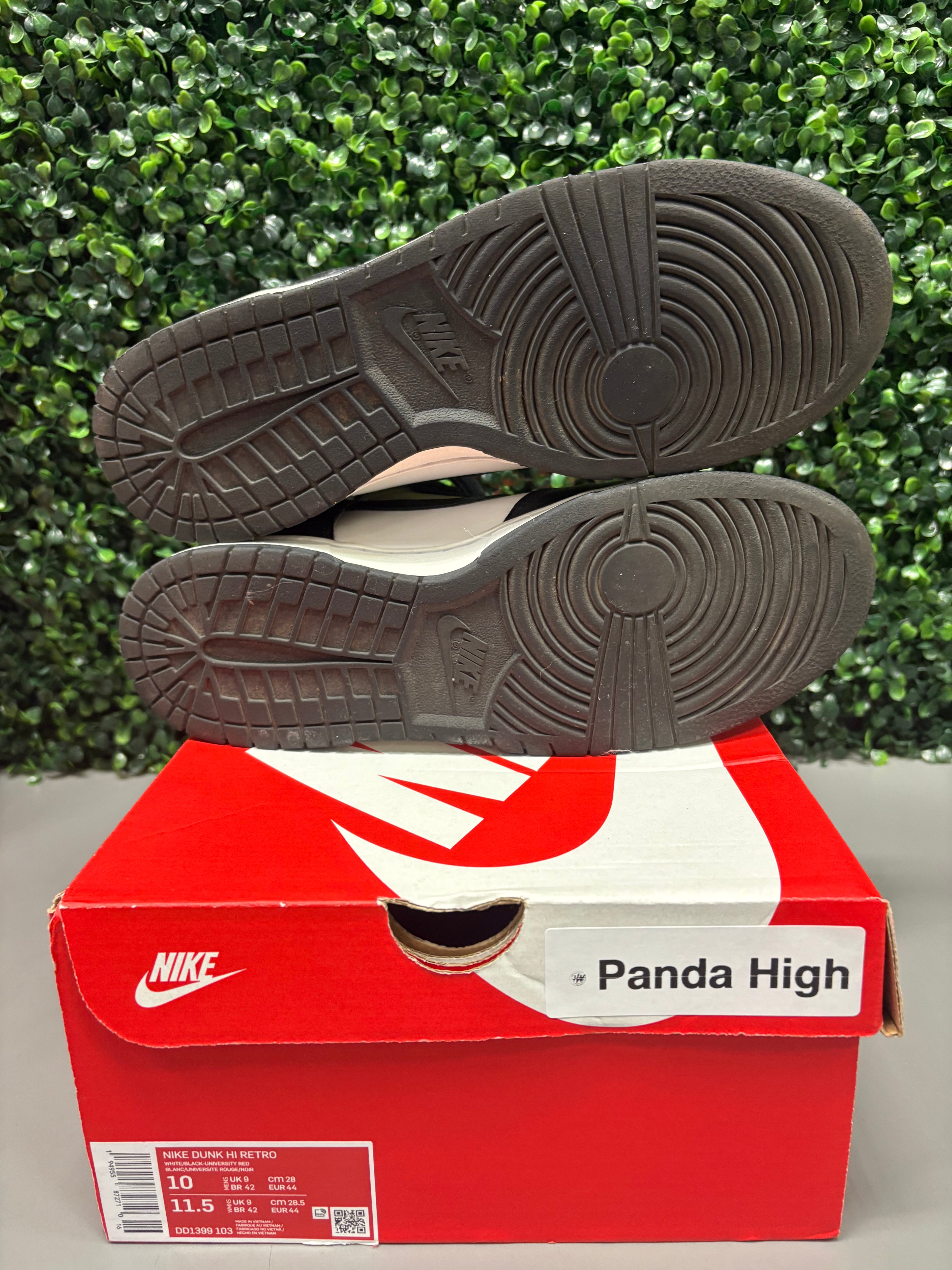 Dunk High "Panda" Size 10 Preowned