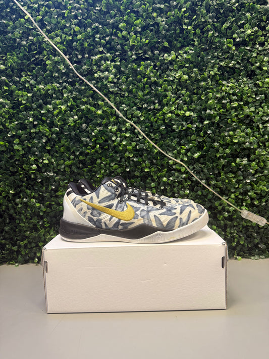 Nike Kobe 8 Protro "Mambacita" Size 7Y / 8.5W Preowned