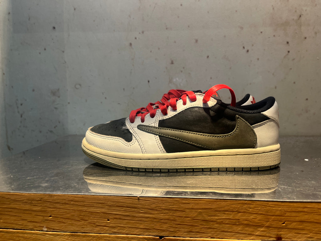 Jordan 1 Low x Travis Scott "Olive" Size 6.5W Preowned