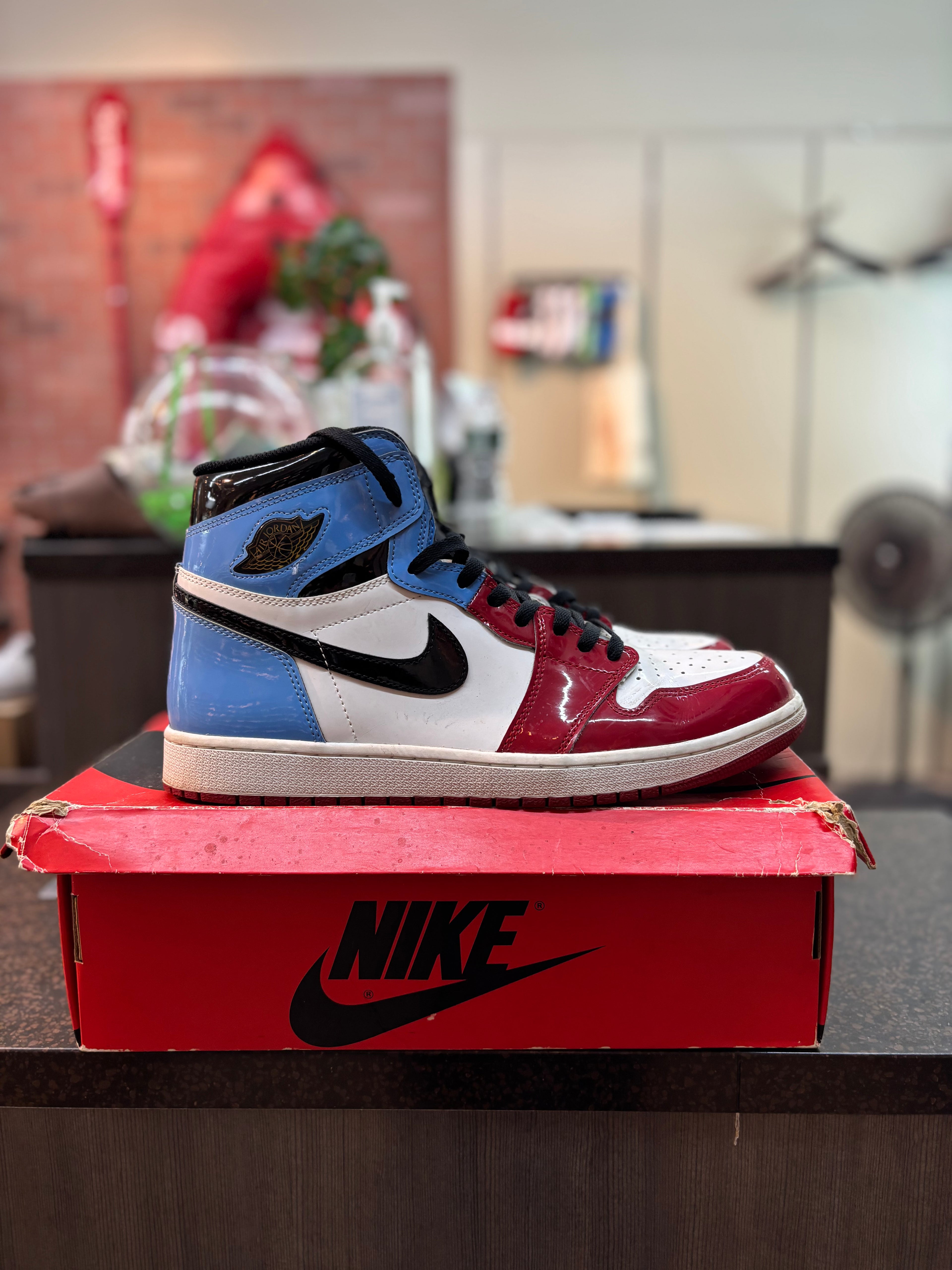Jordan 1 High "Fearless UNC Chicago" Size 13 Pre Owned