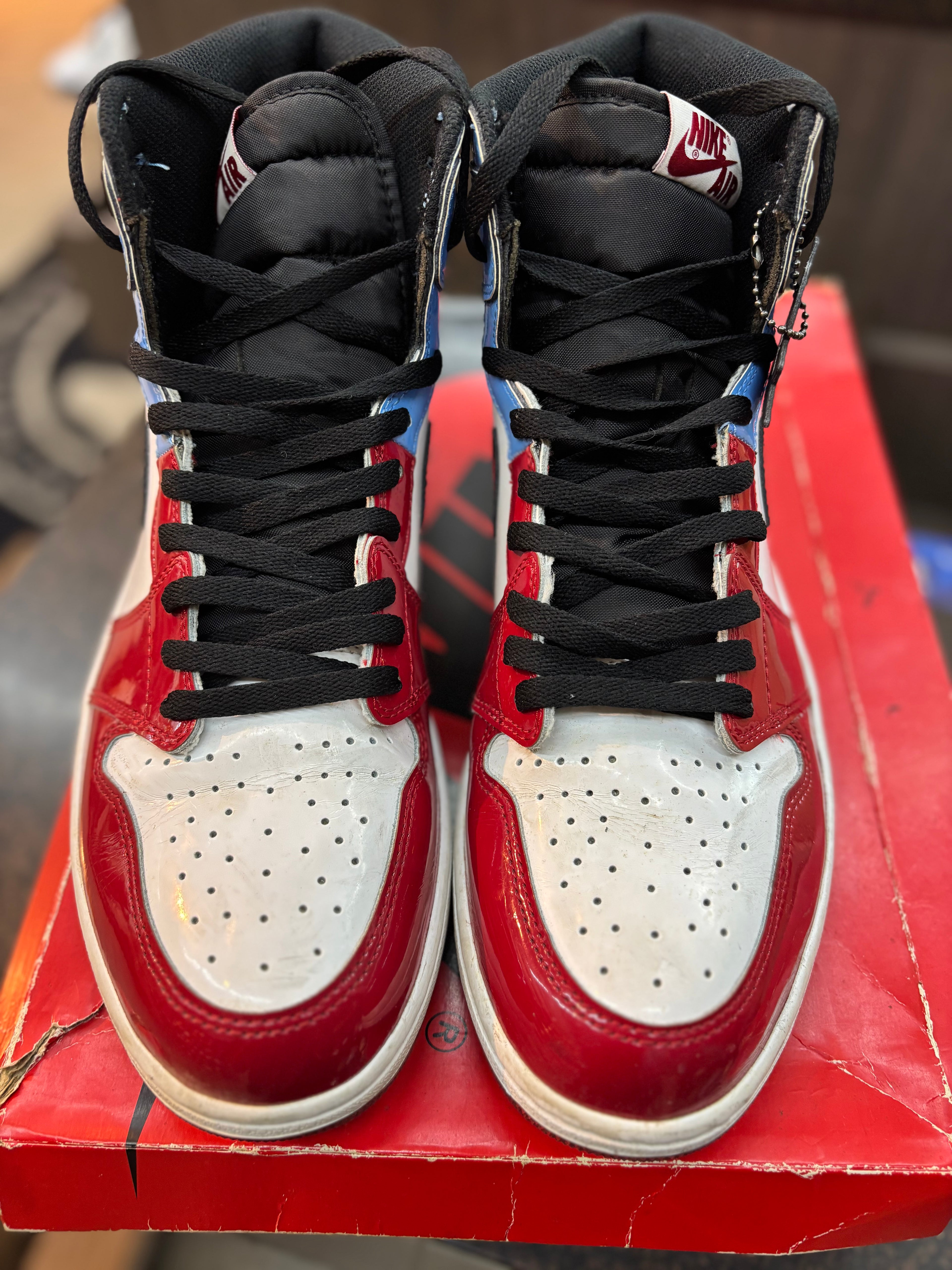 Jordan 1 High "Fearless UNC Chicago" Size 13 Pre Owned