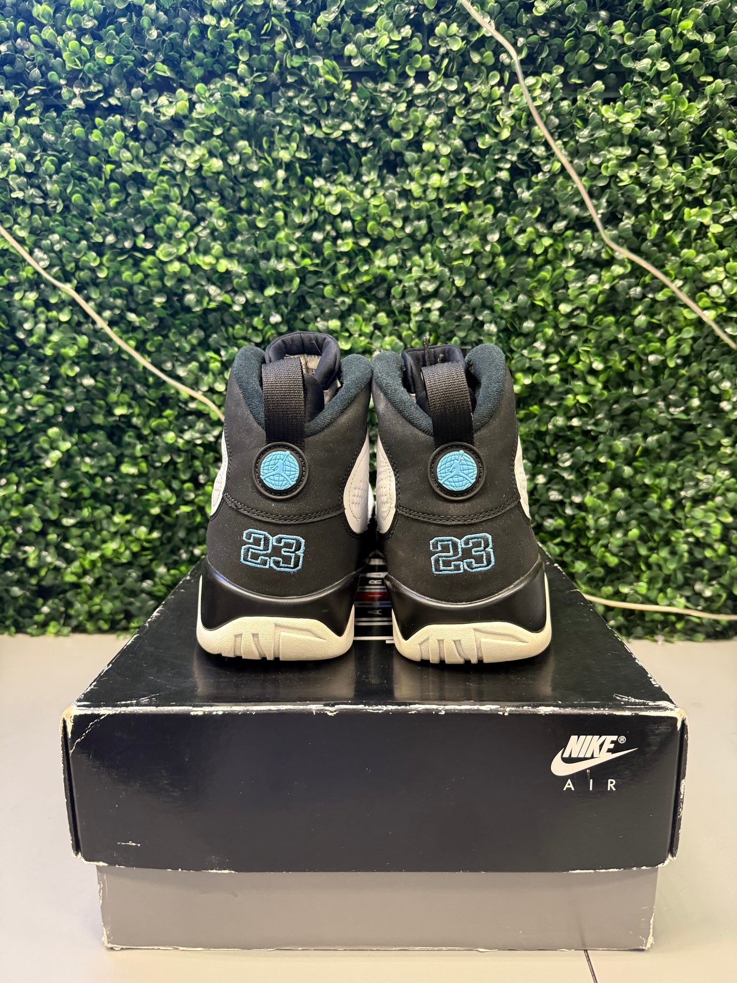 Jordan 9 "University Blue" Size 12 Preowned