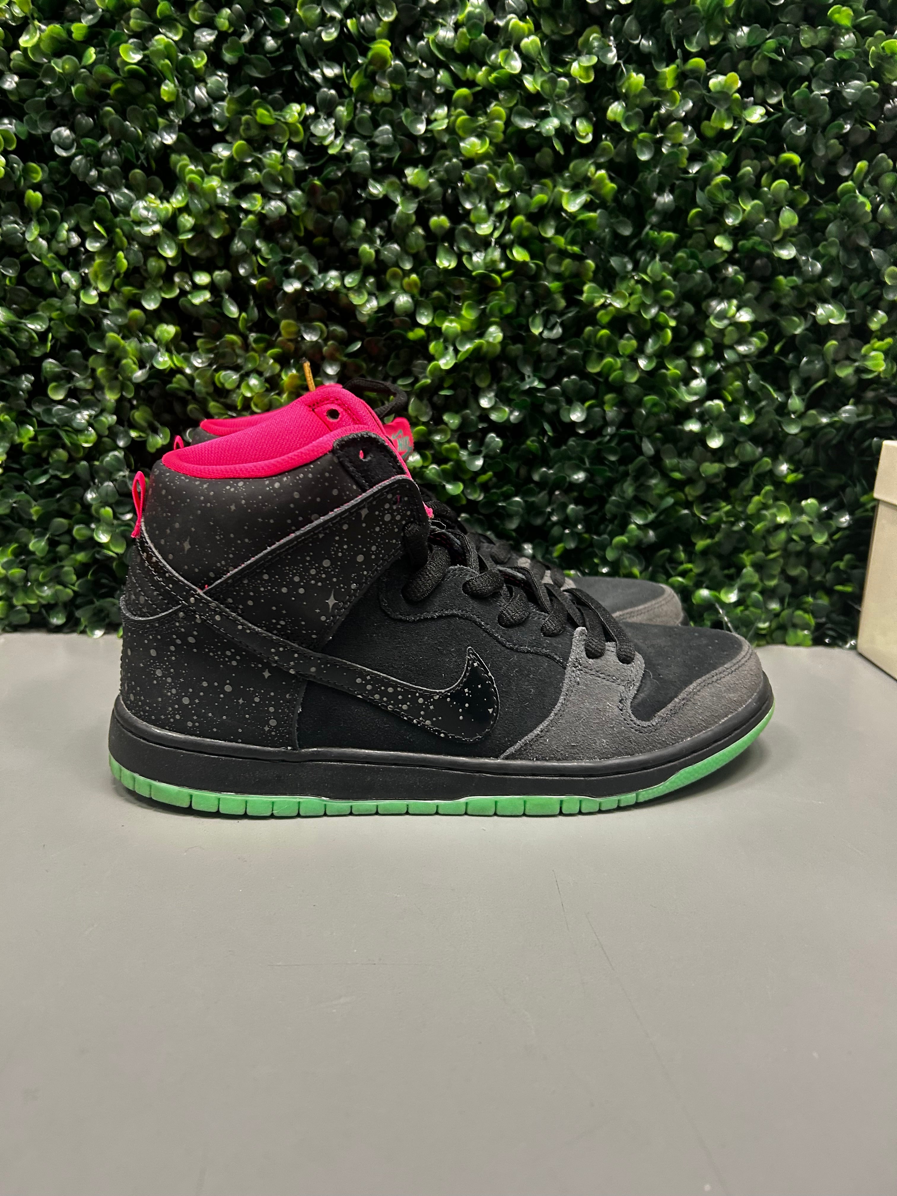 SB Dunk High "Northern Lights" Size 9 Preowned