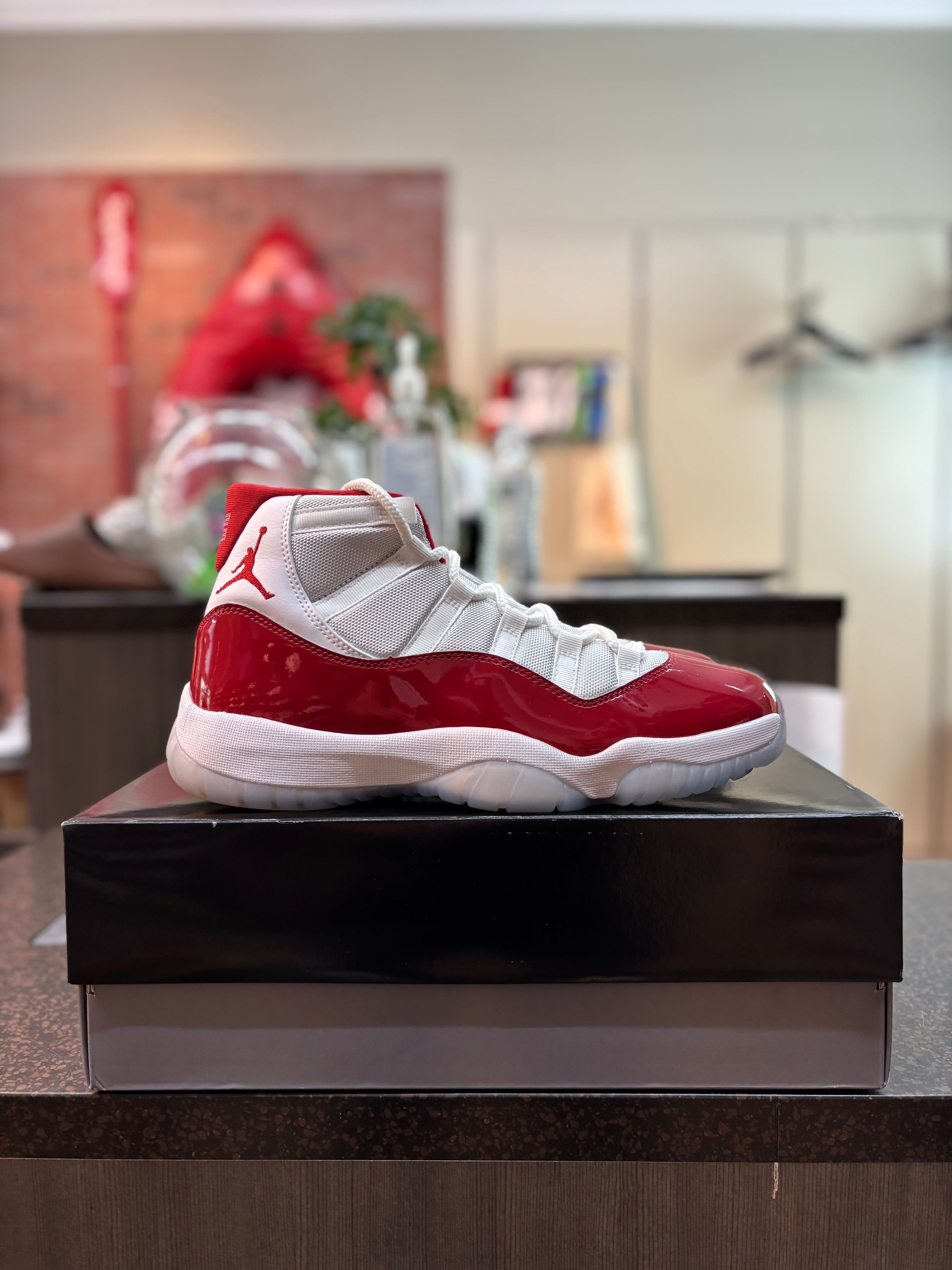 Jordan 11 "Cherry" Size 10 Pre Owned