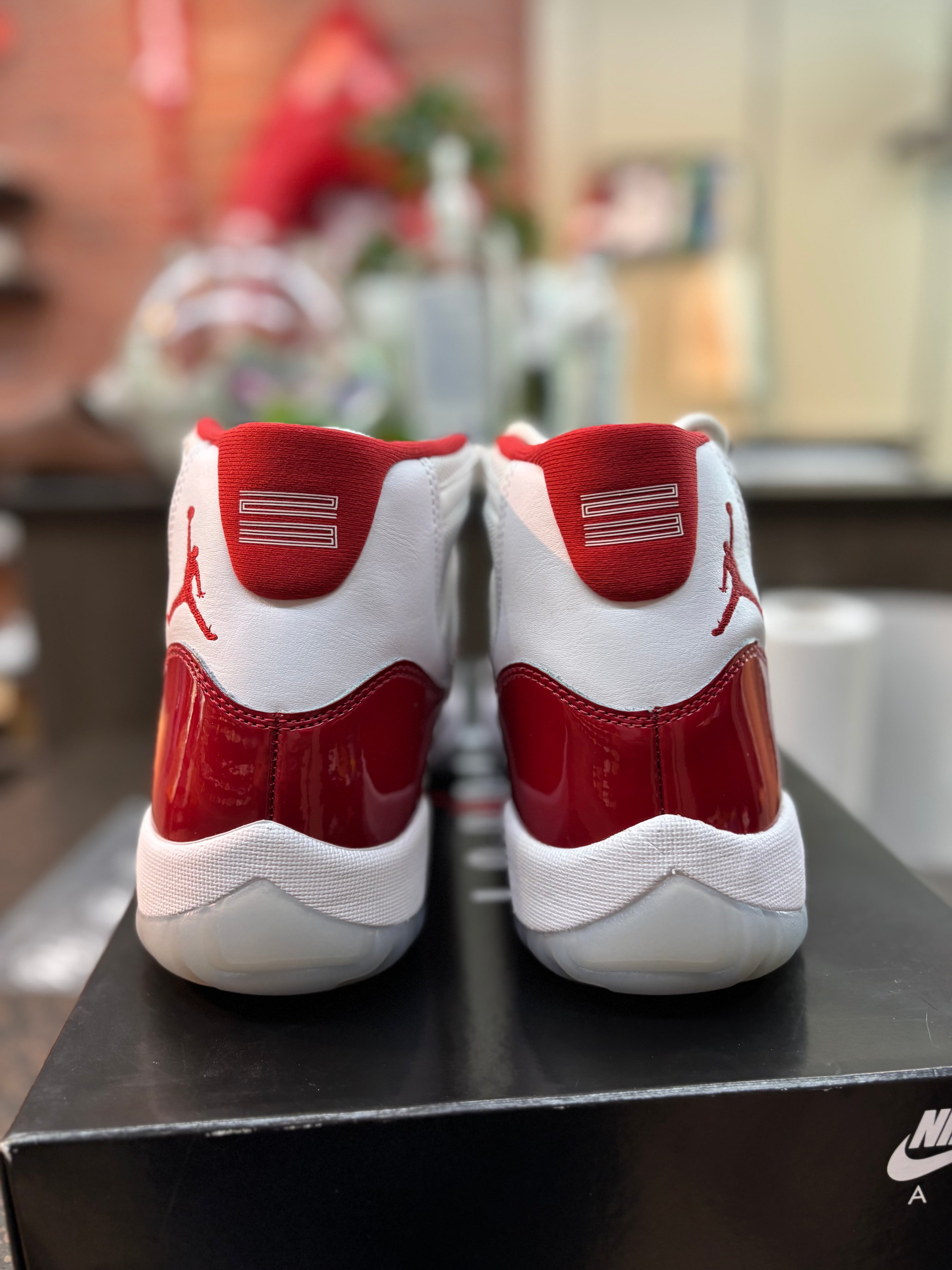 Jordan 11 "Cherry" Size 10 Pre Owned