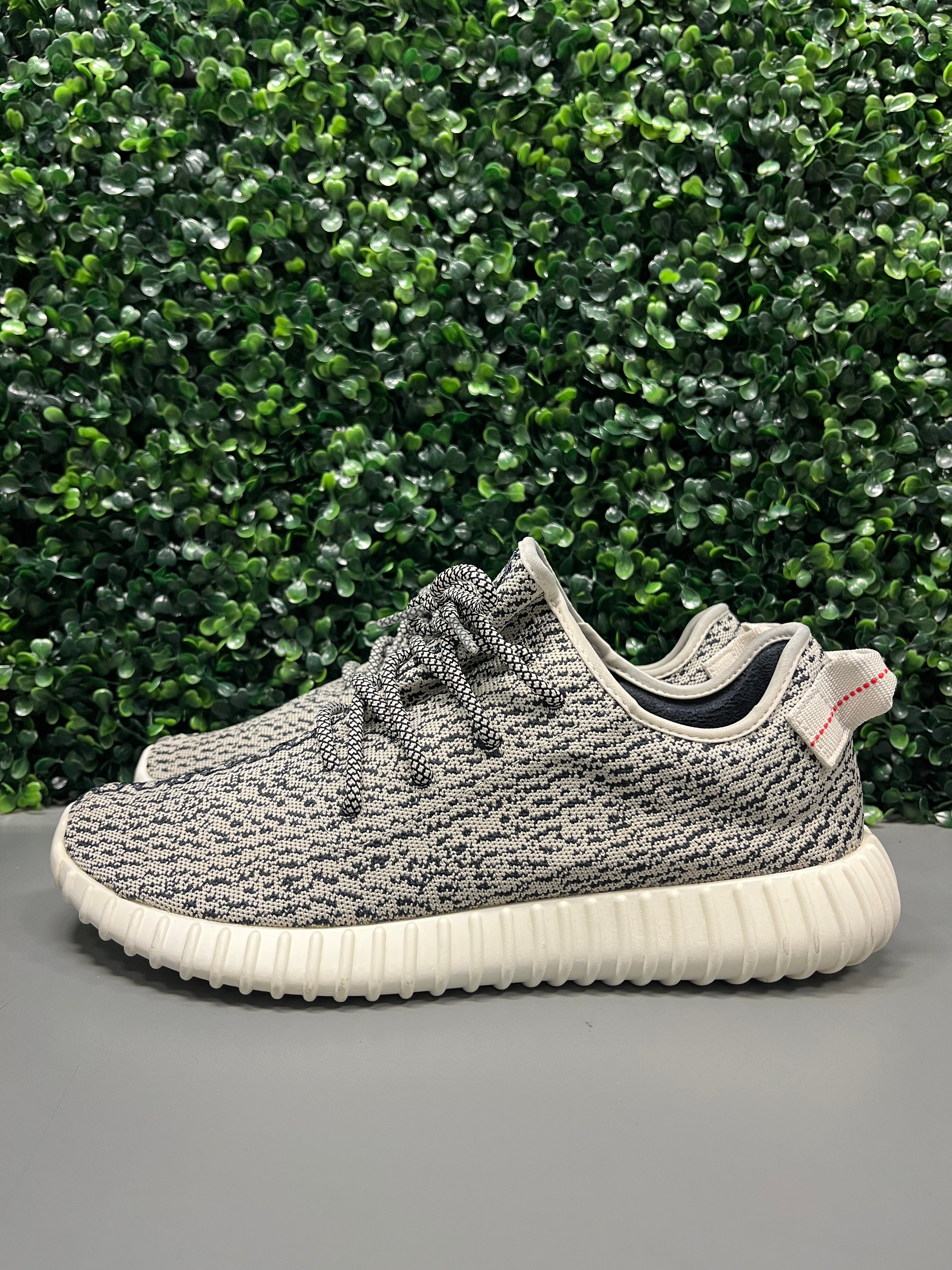 Yeezy 350 "Turtledove" Size 11.5 Preowned