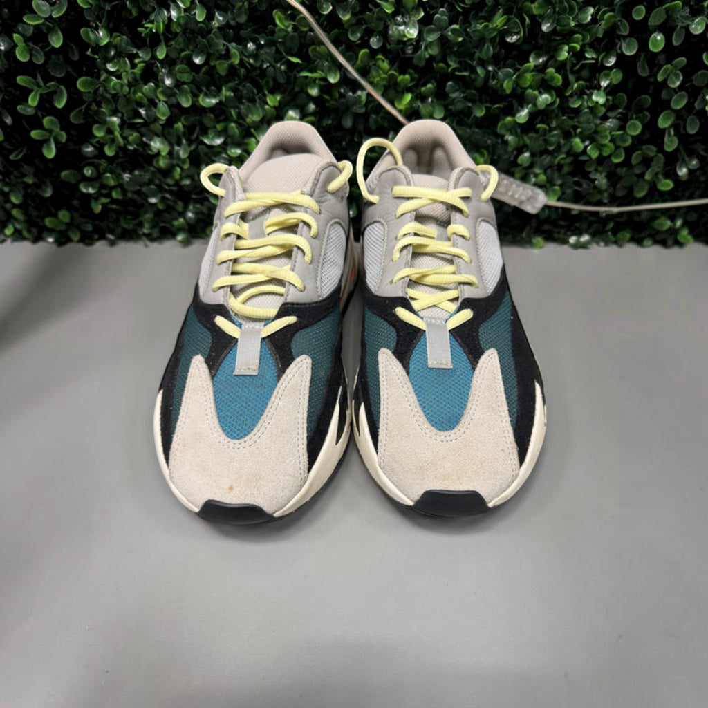 Yeezy 700 "Wave Runner" Size 9.5 Preowned (Rep Box)