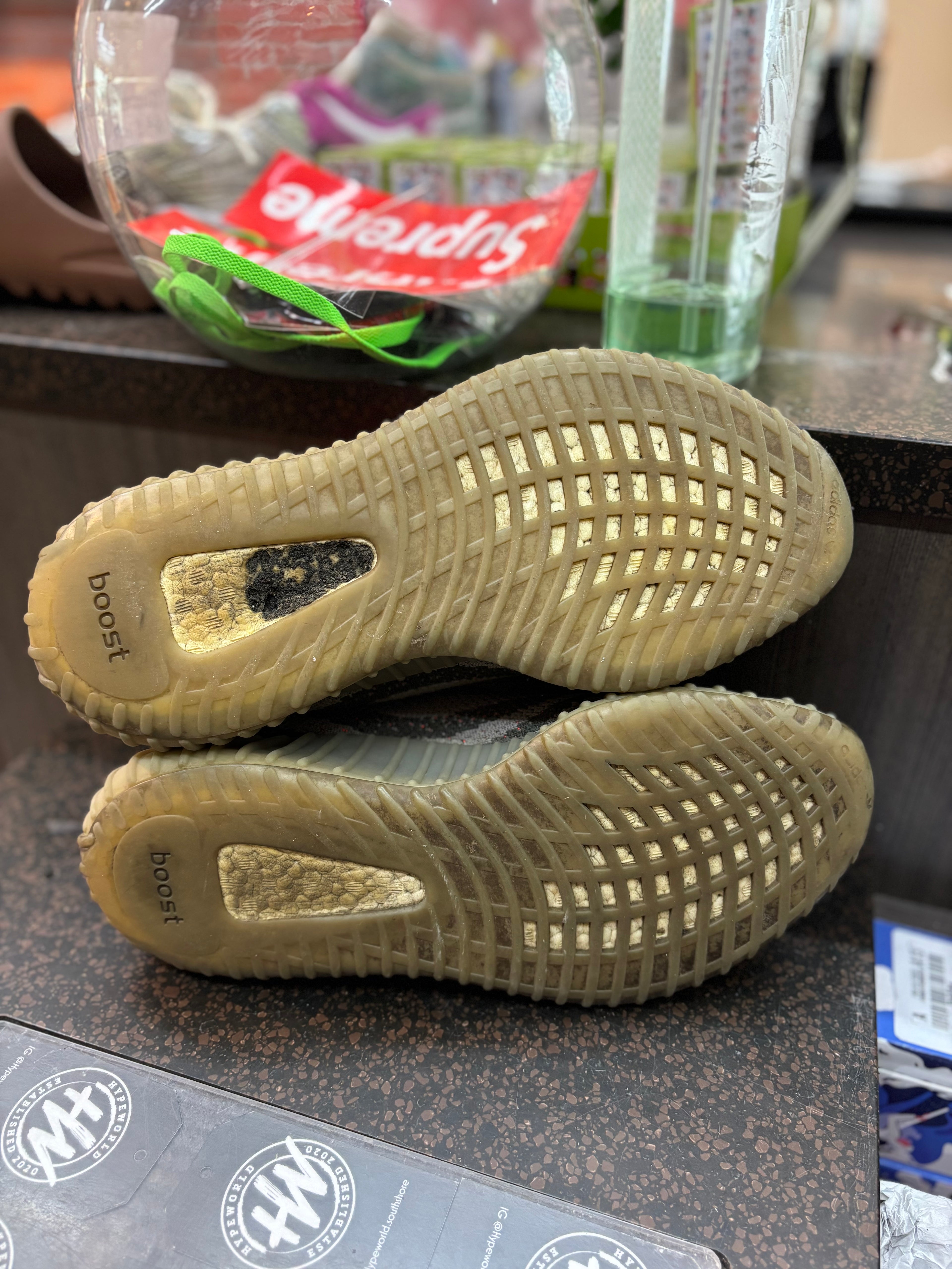 Yeezy 350 v2 "Beluga Reflective" Size 10.5 Pre Owned