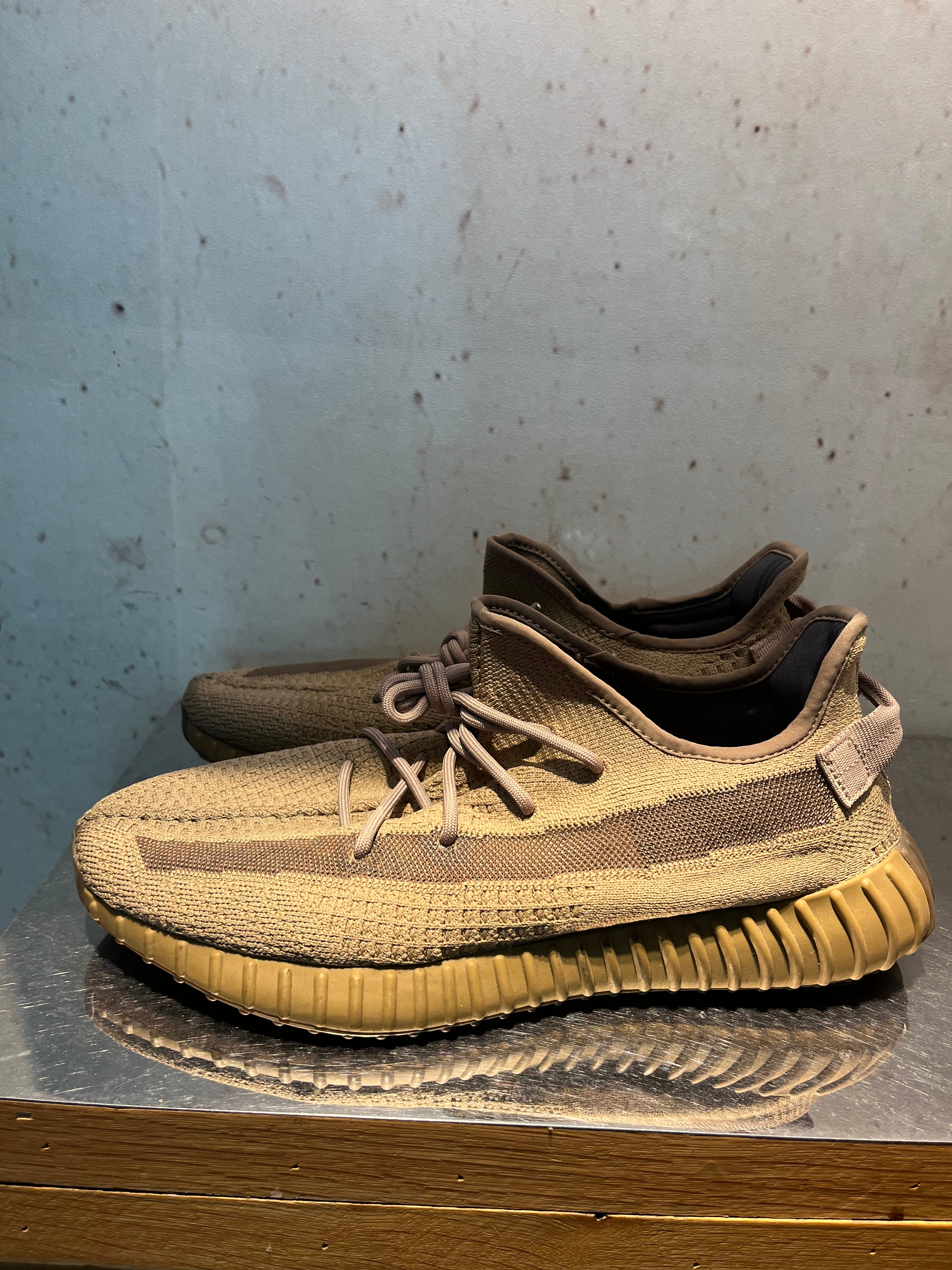 Yeezy 350 v2 "Earth" Size 14 Preowned