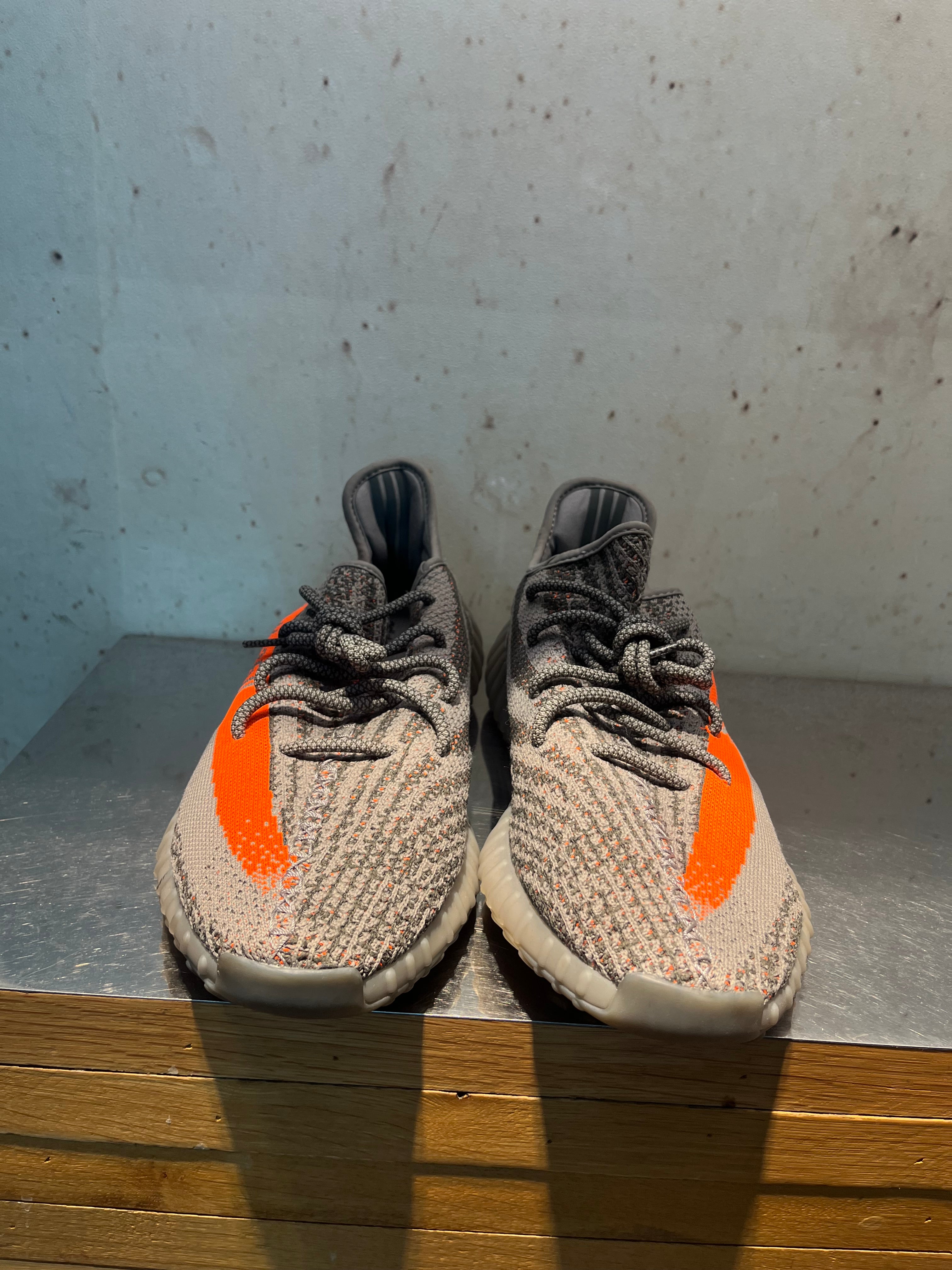 Yeezy 350 v2 "Beluga Reflective" Size 14 Preowned