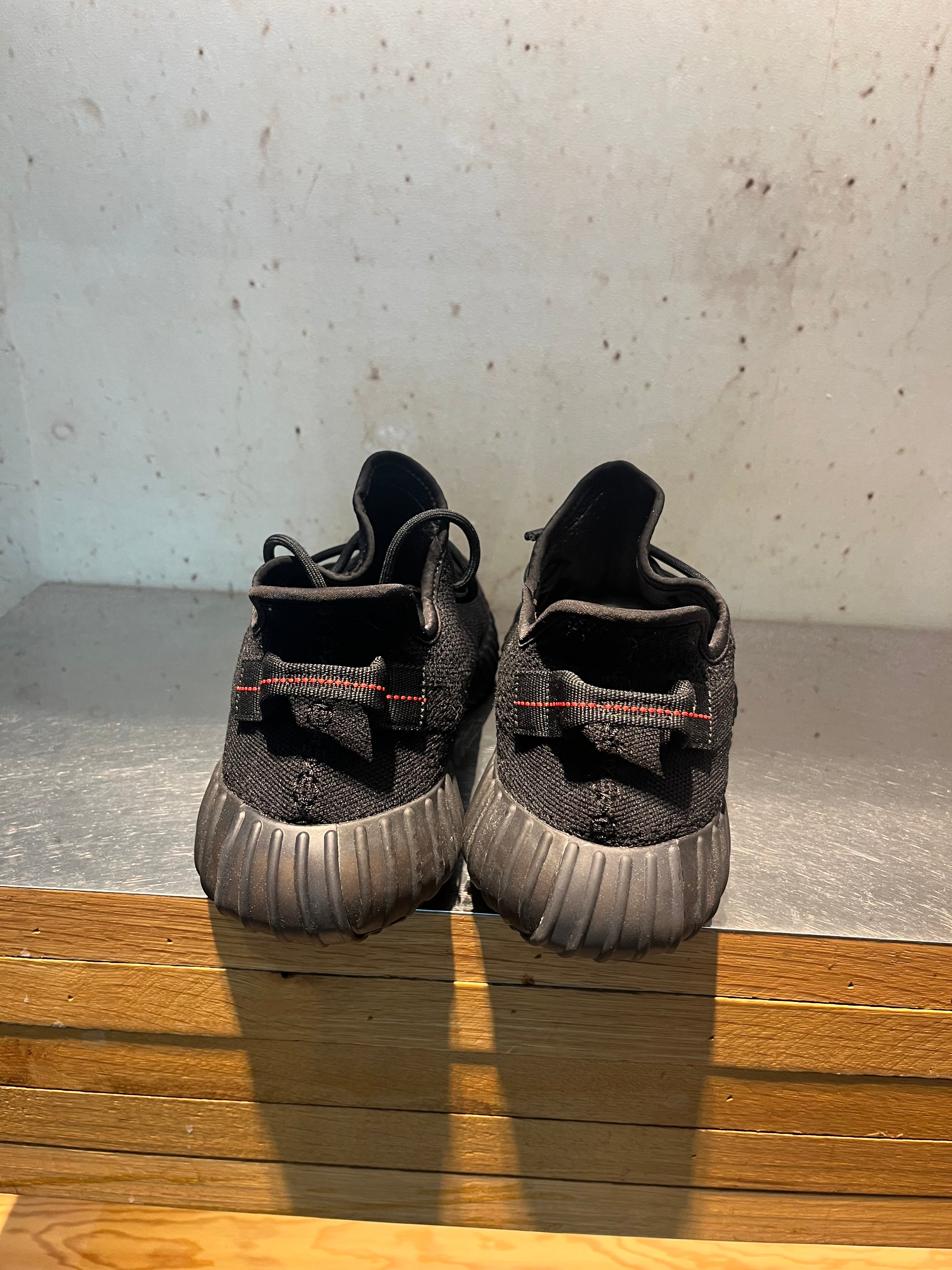 Yeezy 350 Bred v2 "Bred" Size 14 Preowned