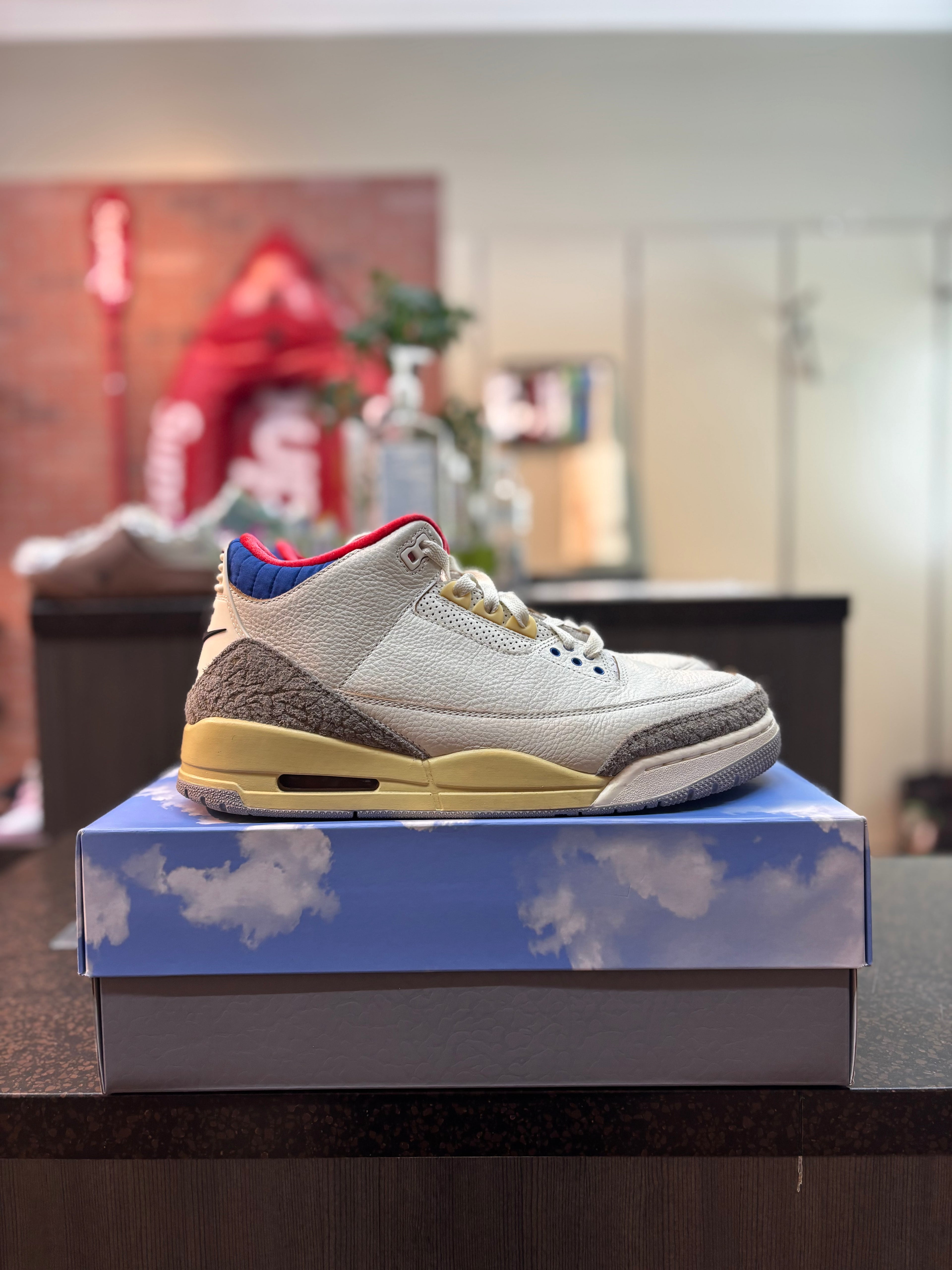 Jordan 3 "Seoul 2.0" Size 10 Pre Owned