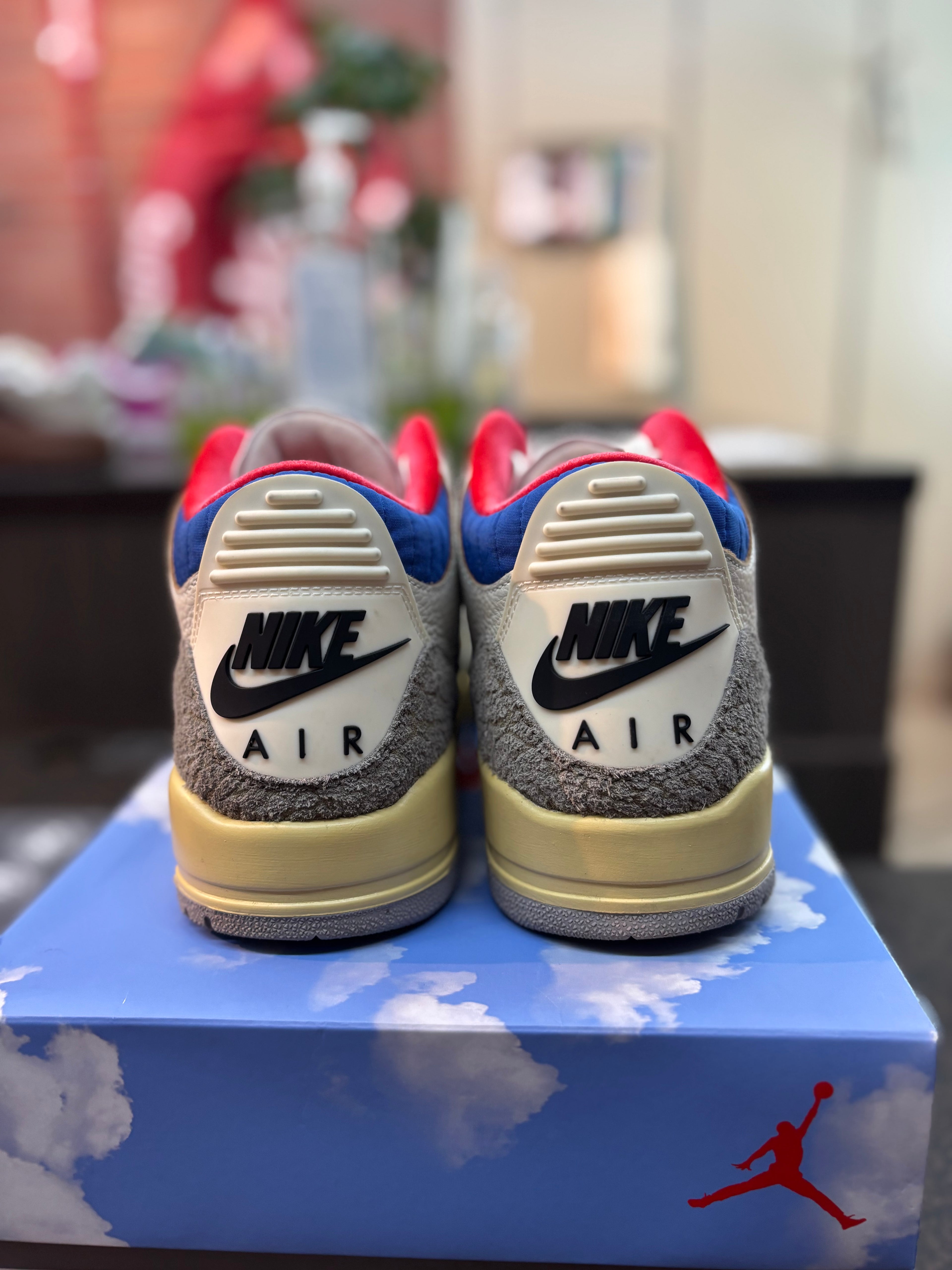 Jordan 3 "Seoul 2.0" Size 10 Pre Owned