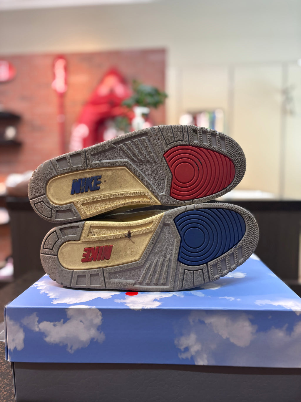 Jordan 3 "Seoul 2.0" Size 10 Pre Owned