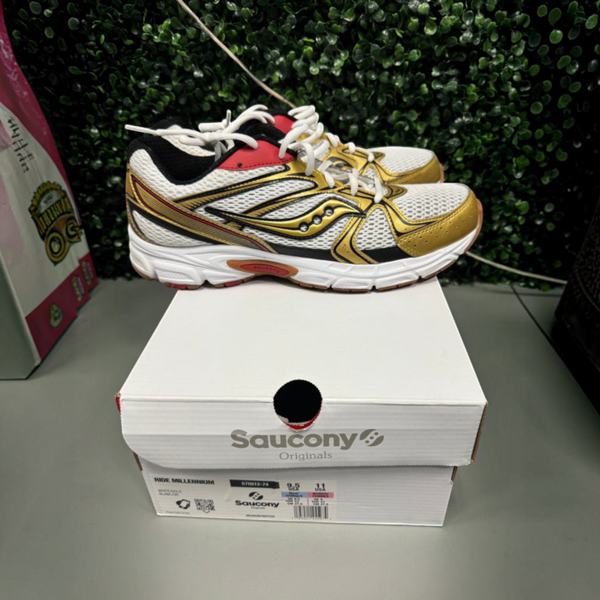 Saucony Ride Millennium OG "Olympian" Size 9.5 Preowned