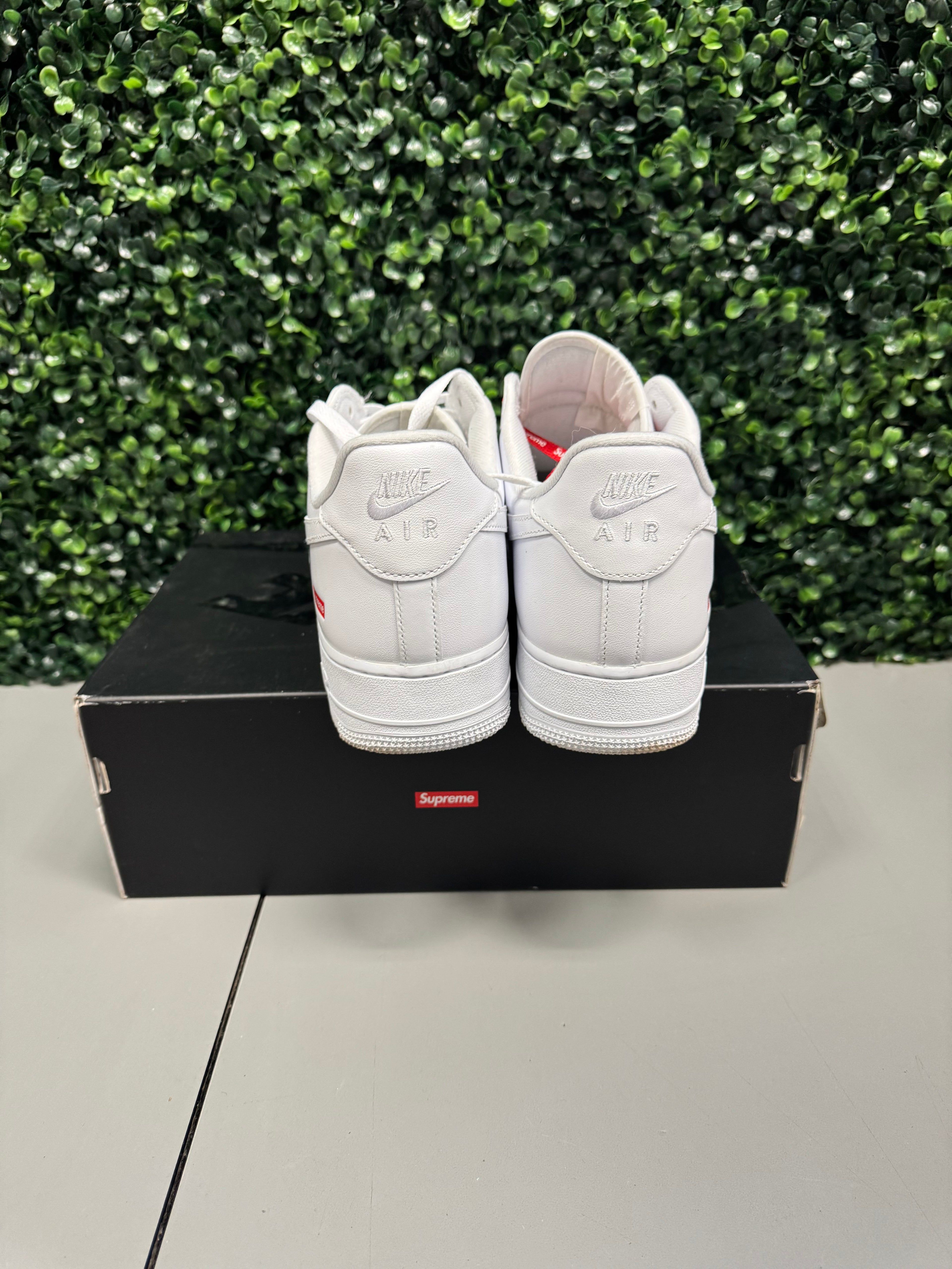 Supreme AF1 White Size 12 Preowned