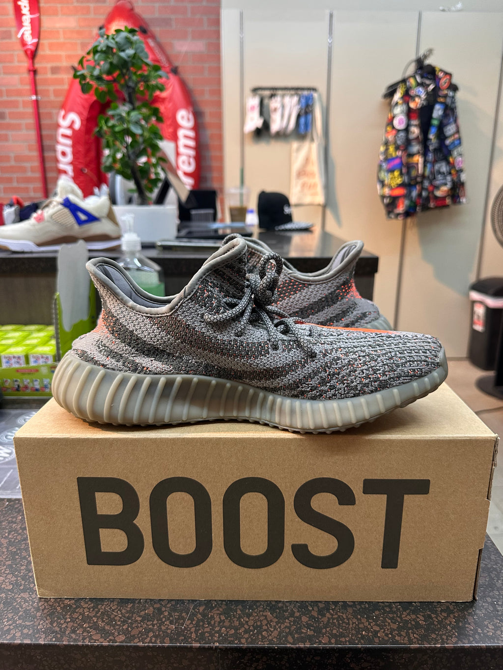 Yeezy 350 "Beluga" Preowned