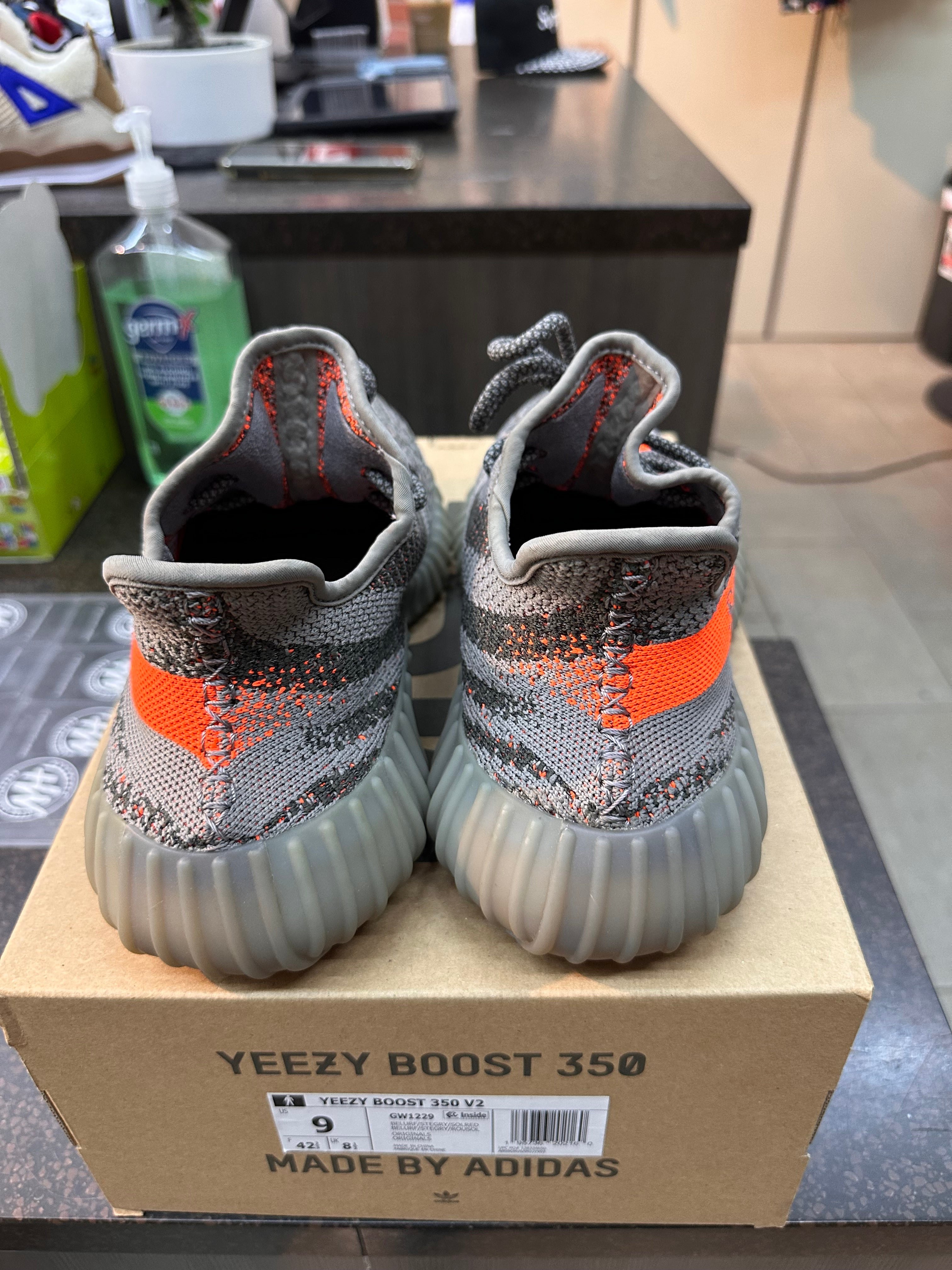 Yeezy 350 "Beluga" Preowned