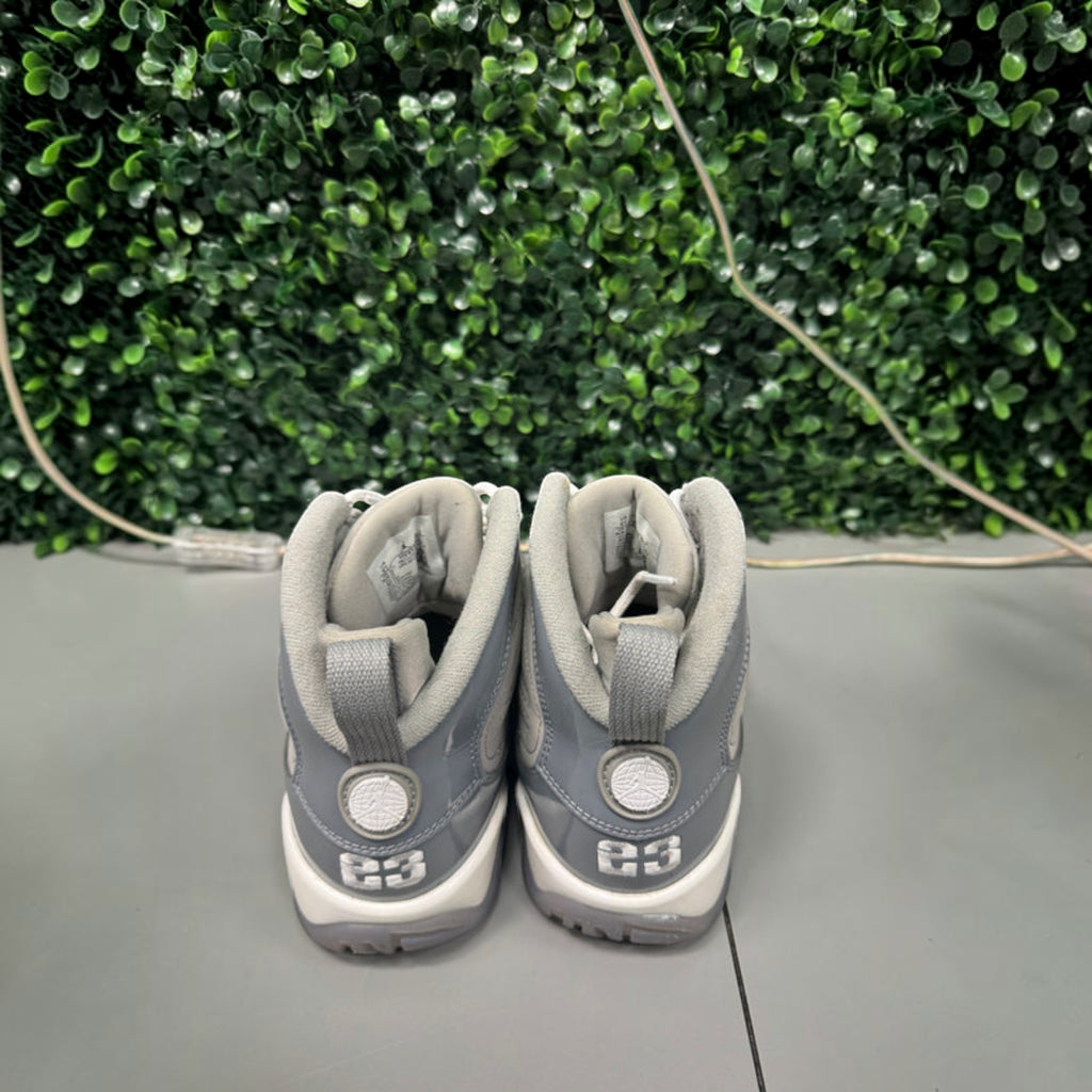 Jordan 9 Retro Cool Grey (2025) Size 6Y Preowned