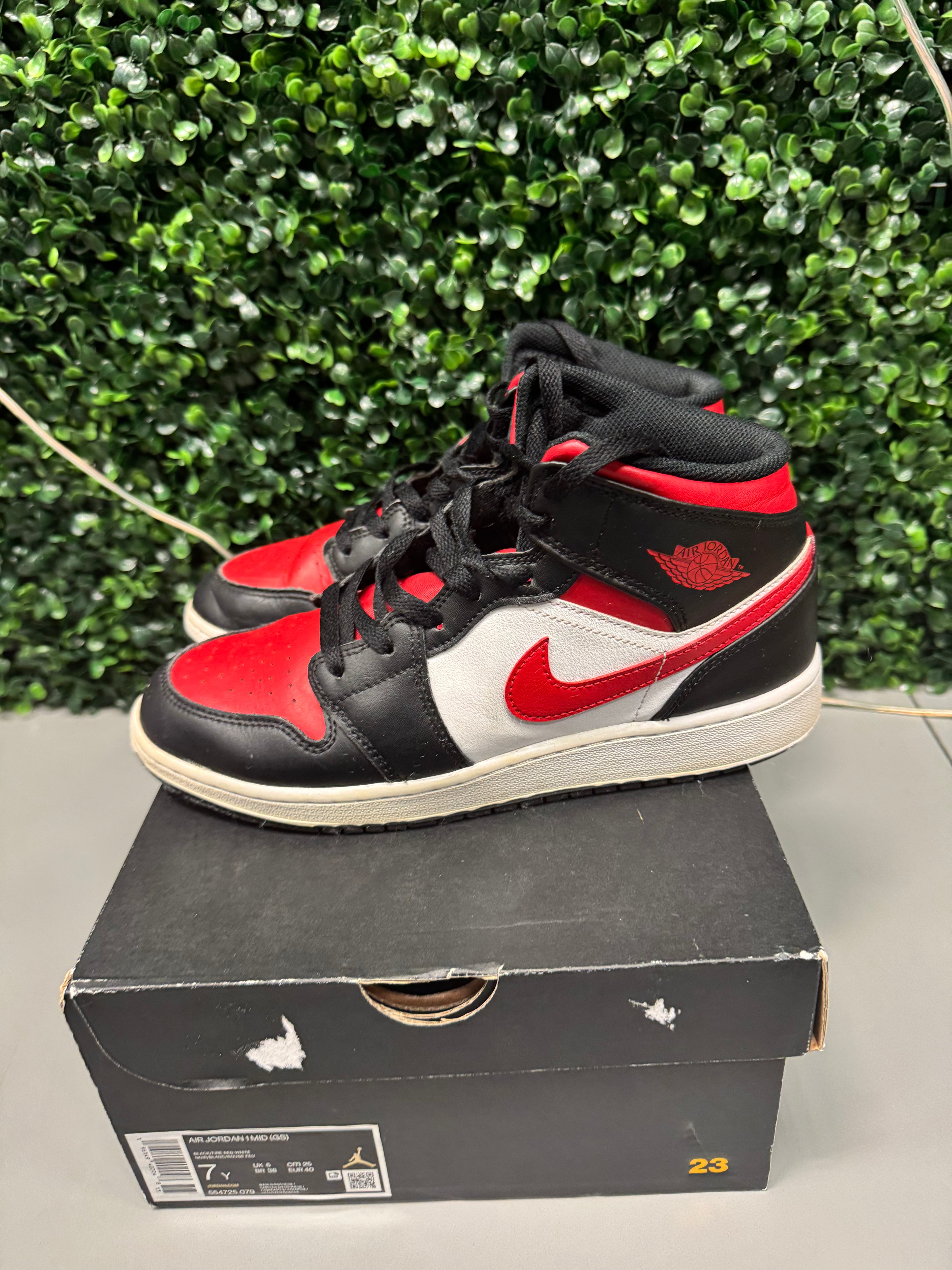 Air Jordan 1 Mid Black Fire Red Preowned 7Y