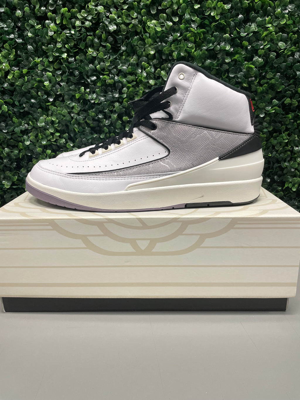 Jordan 2 Retro "Python" Size 13 Preowned