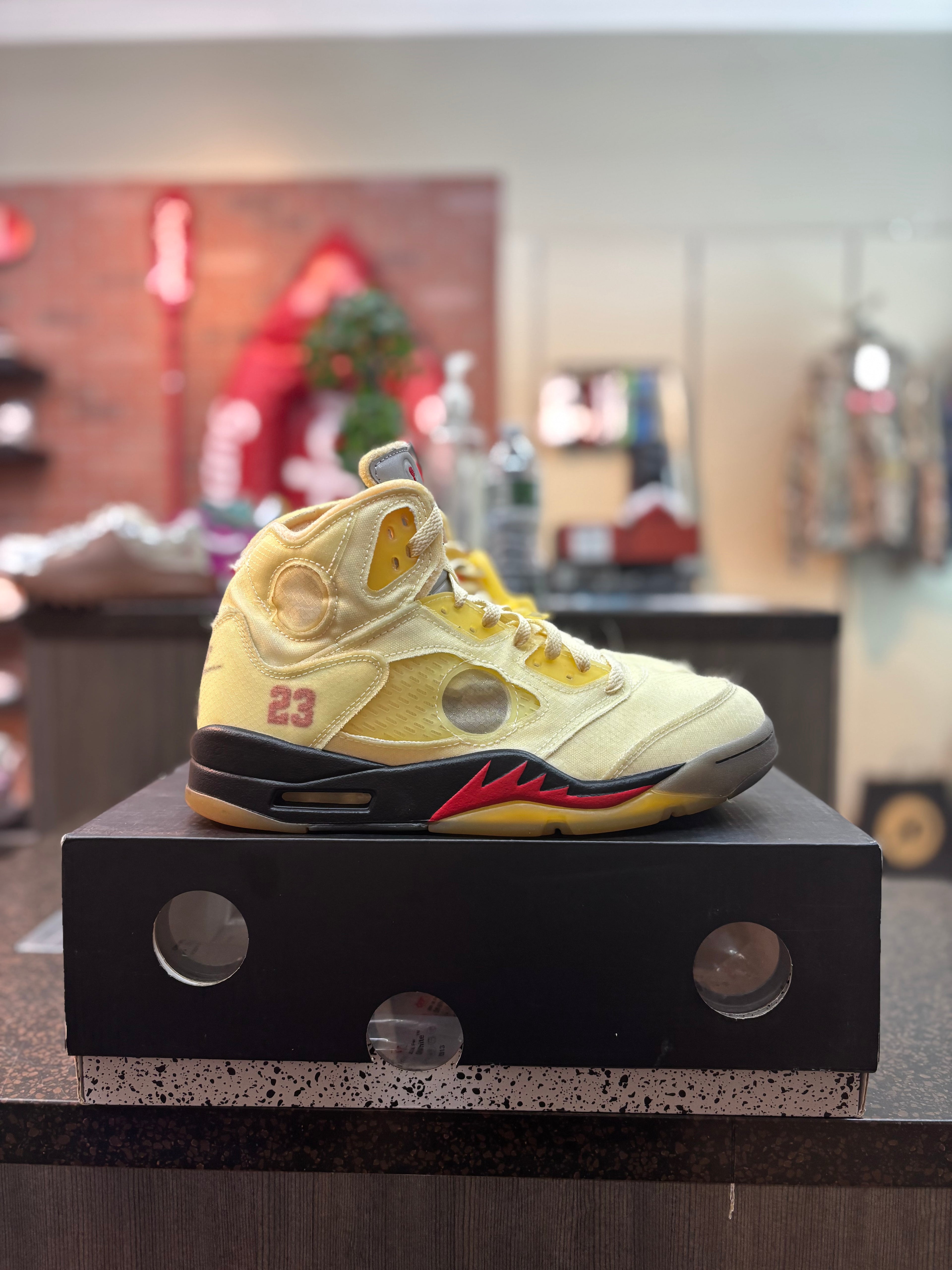 Jordan 5 x Off White "Sail" Size 9 Pre Owned