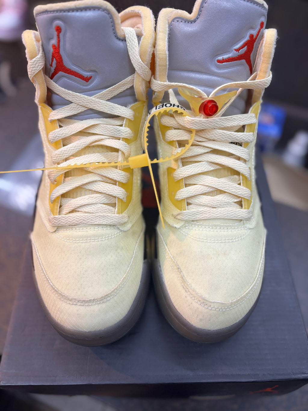 Jordan 5 x Off White "Sail" Size 9 Pre Owned