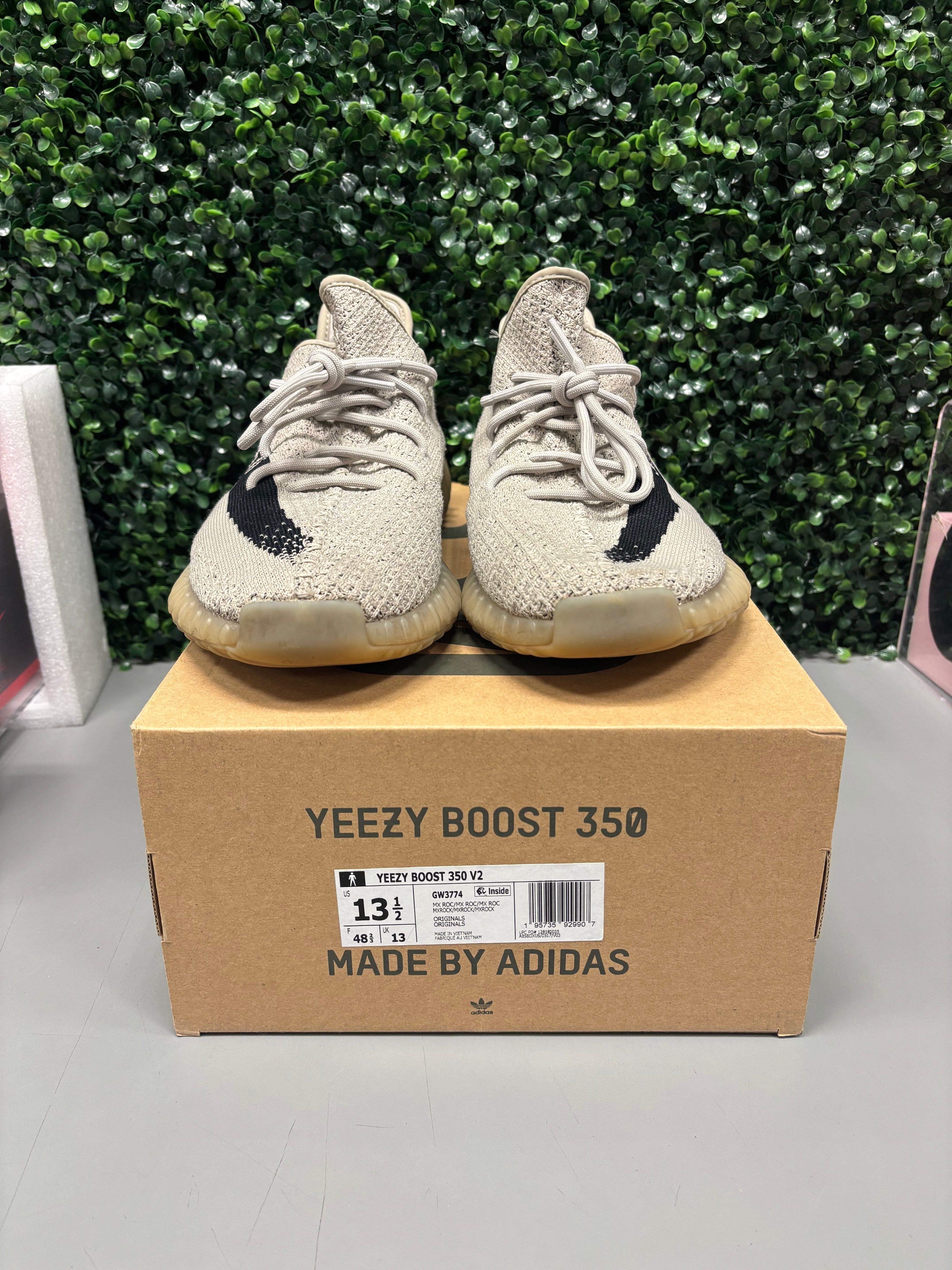 Adidas Yeezy 350 V2 "Granite" Size 13.5 Preowned
