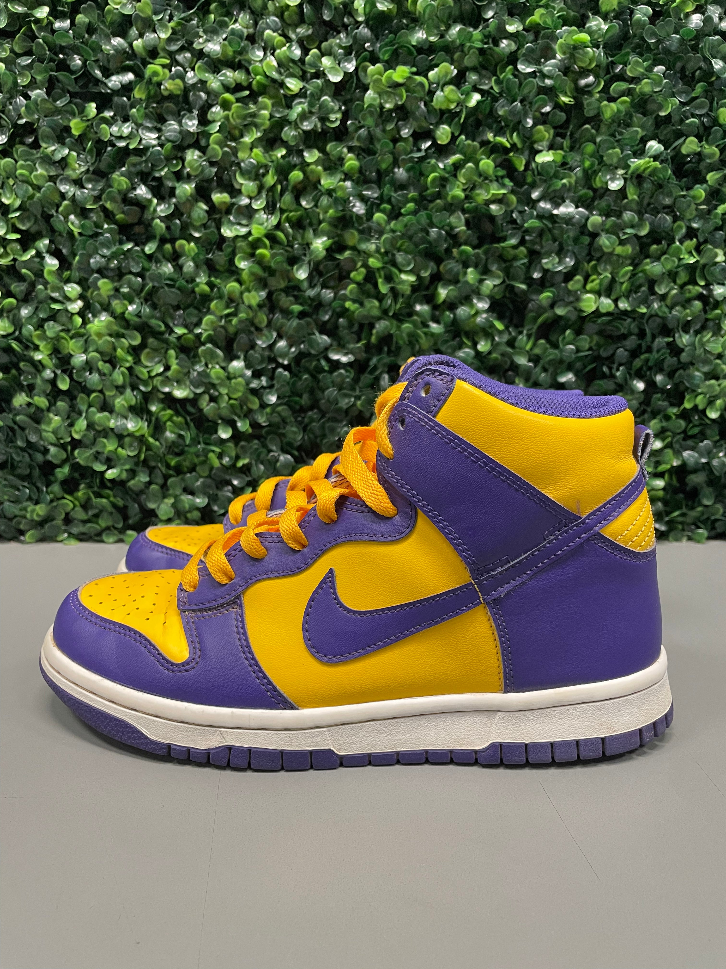 Nike Dunk High Lakers (GS) Size 5Y Preowned No Box