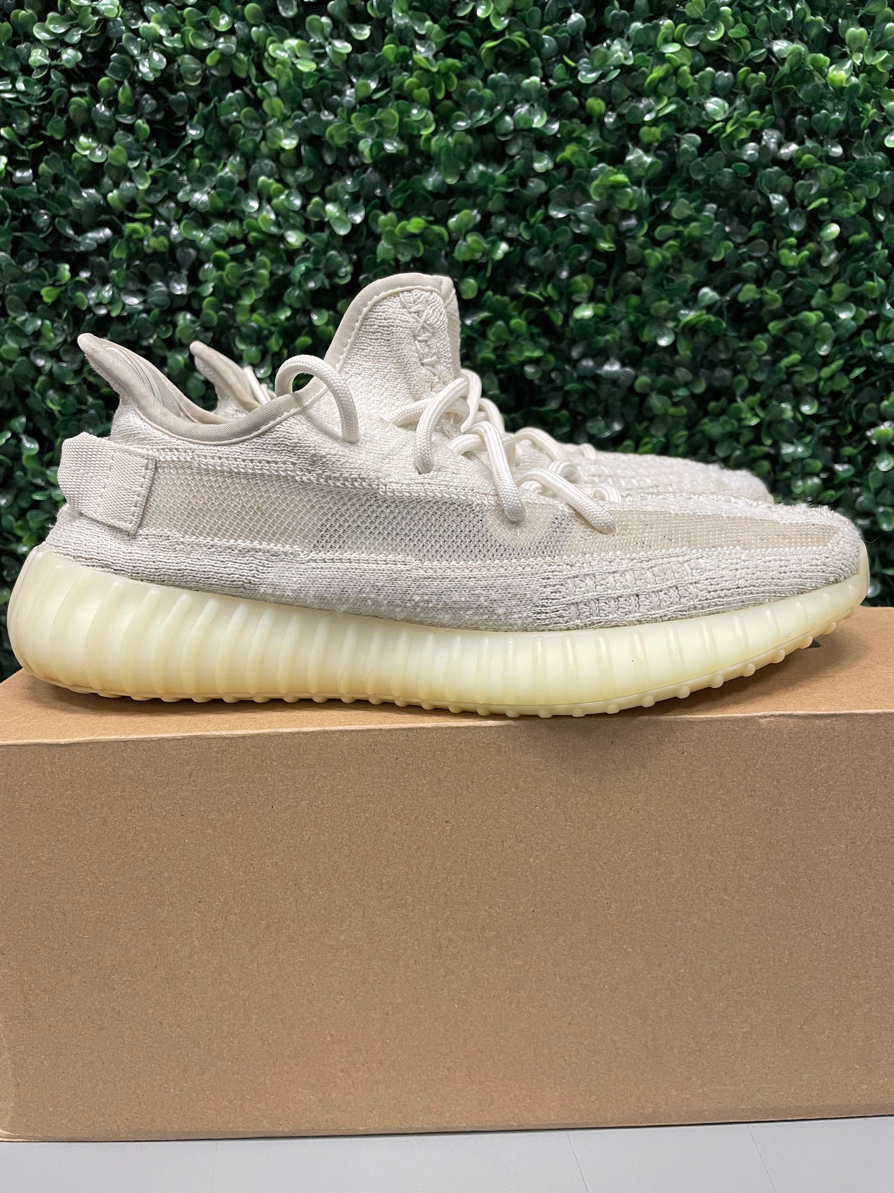 Yeezy Boost 350 V2 Bone Size 7 Preowned