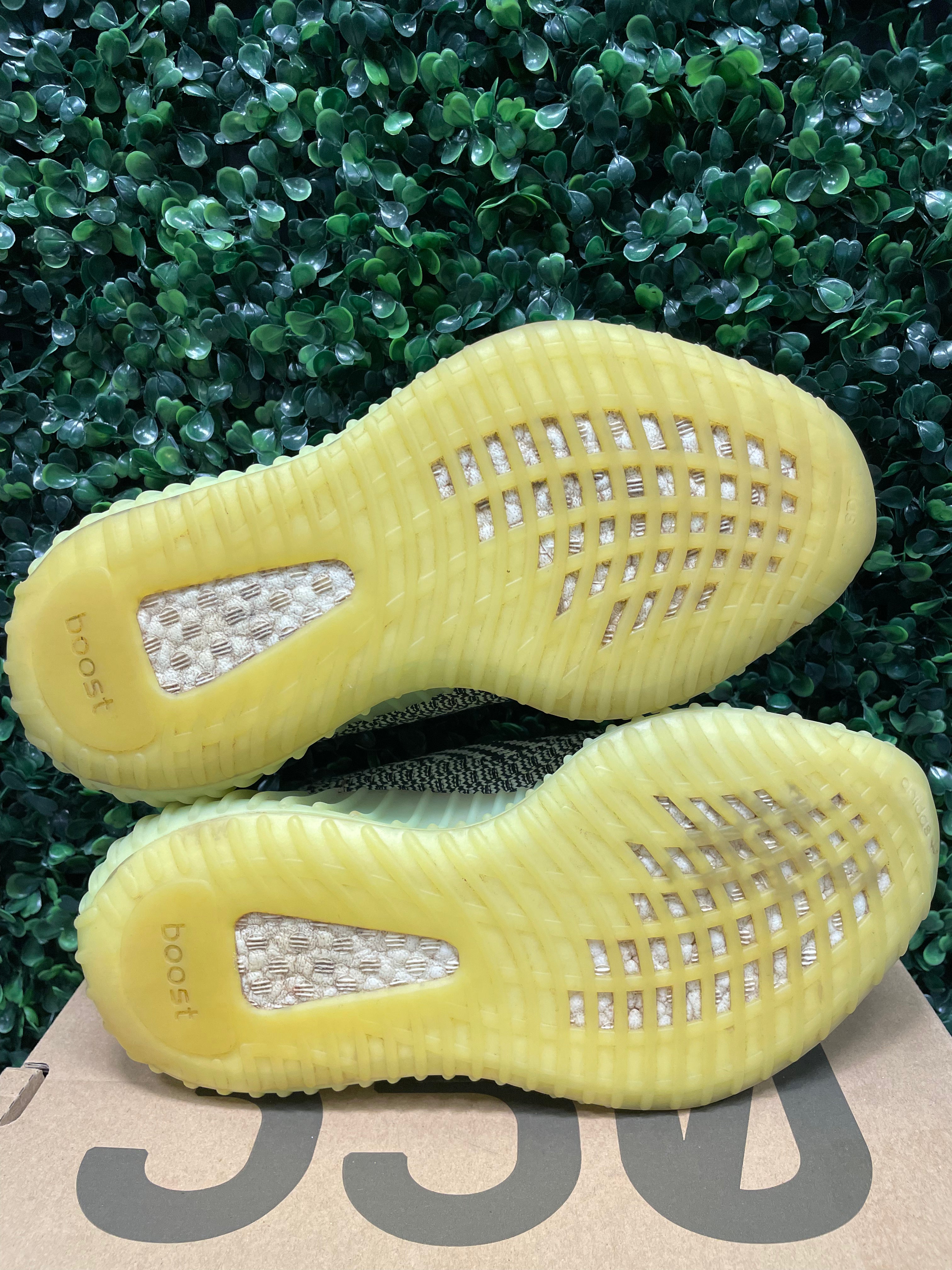 Yeezy Boost 350 V2 Yeezreel (Non-Reflective) Size 5.5 Preowned