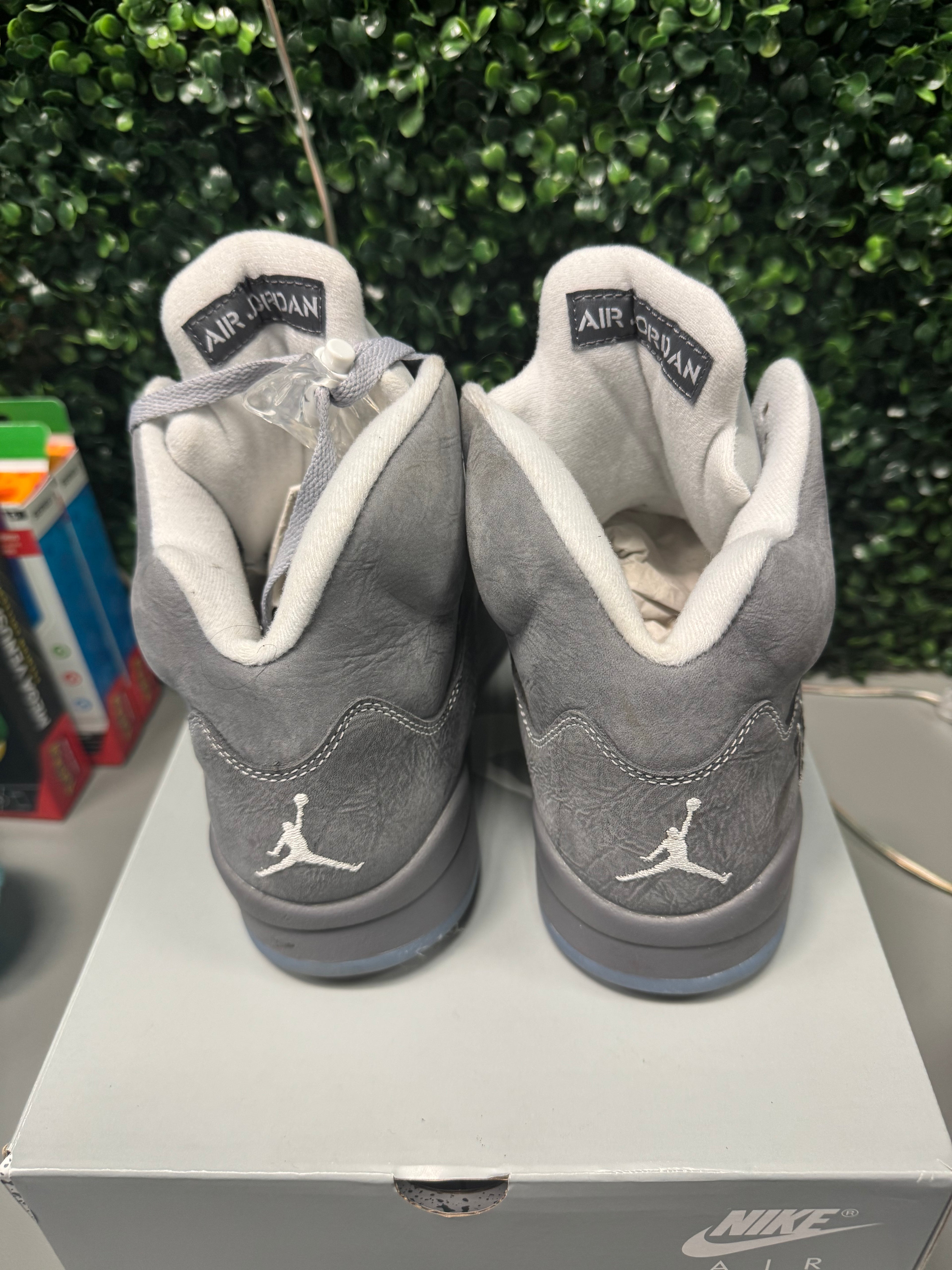 Jordan 5 "Wolf Grey" Size 9 Preowned
