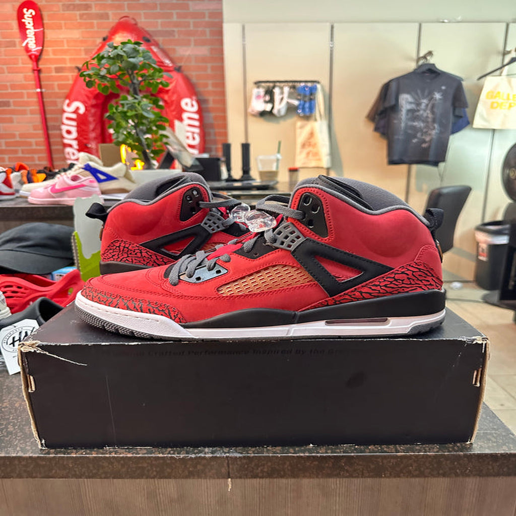 Air Jordan Spizike "Toro Bravo" Preowned