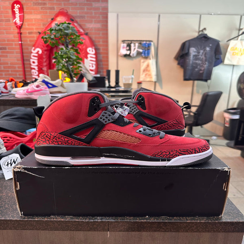 Air Jordan Spizike "Toro Bravo" Preowned