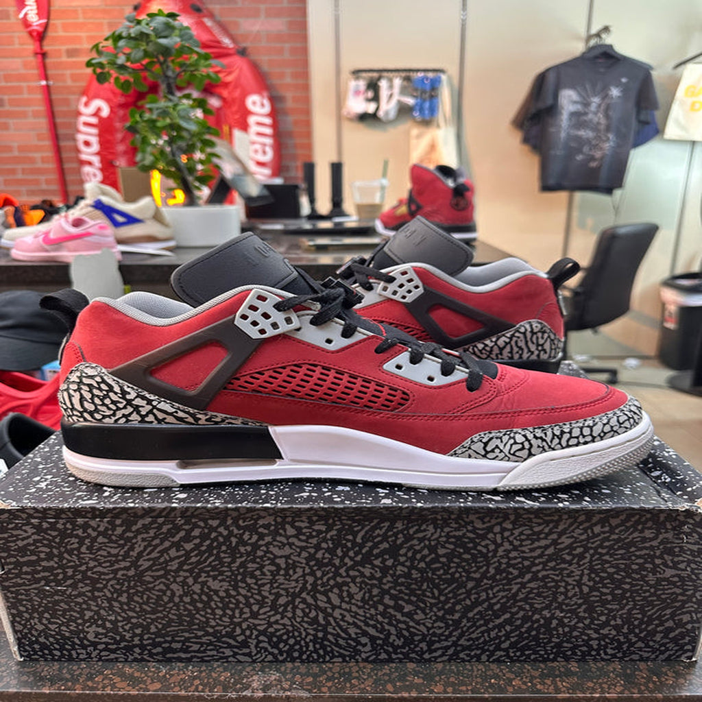 Air Jordan Spizike Low "Toro" Preowned