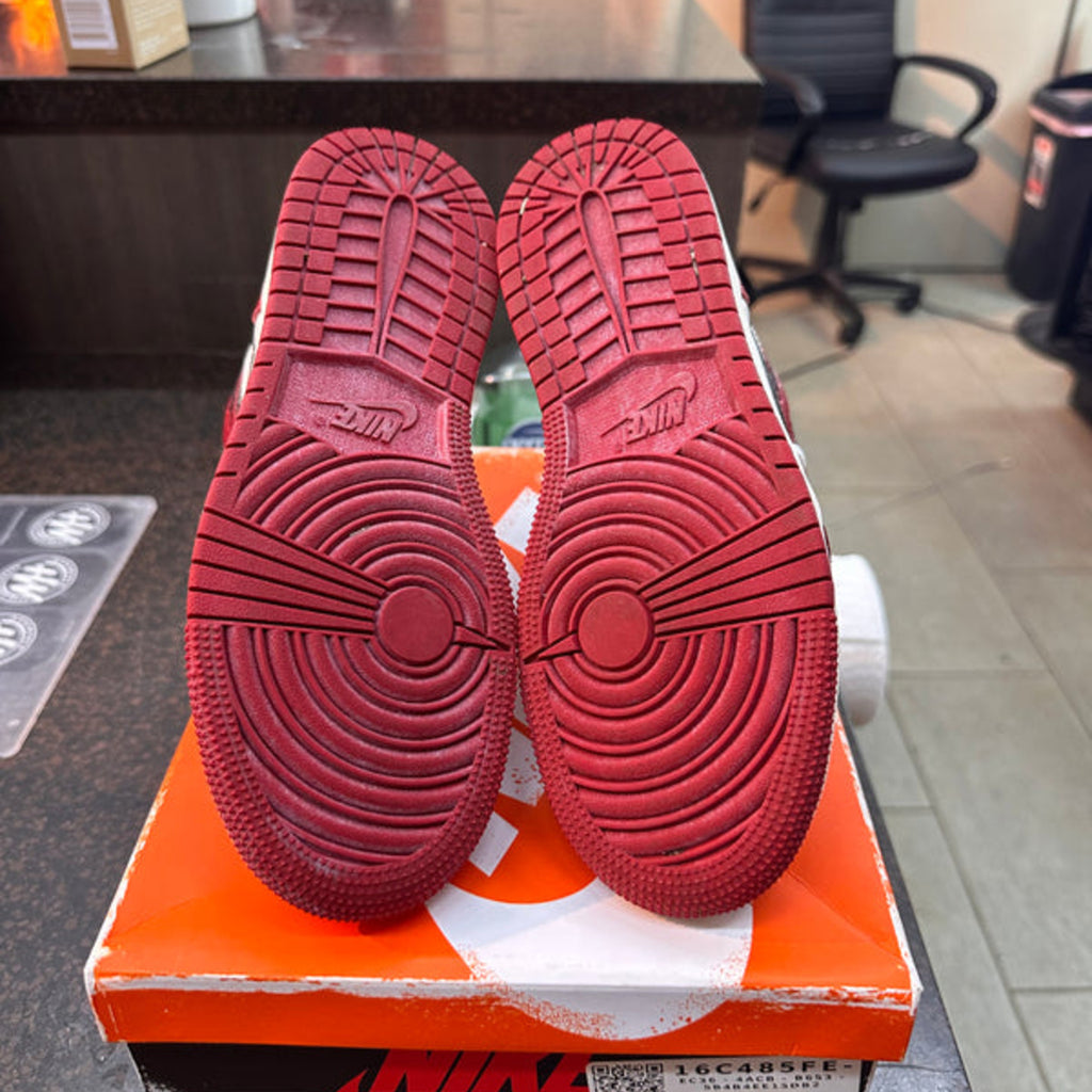 Jordan 1 "Lost and Found" Preowned