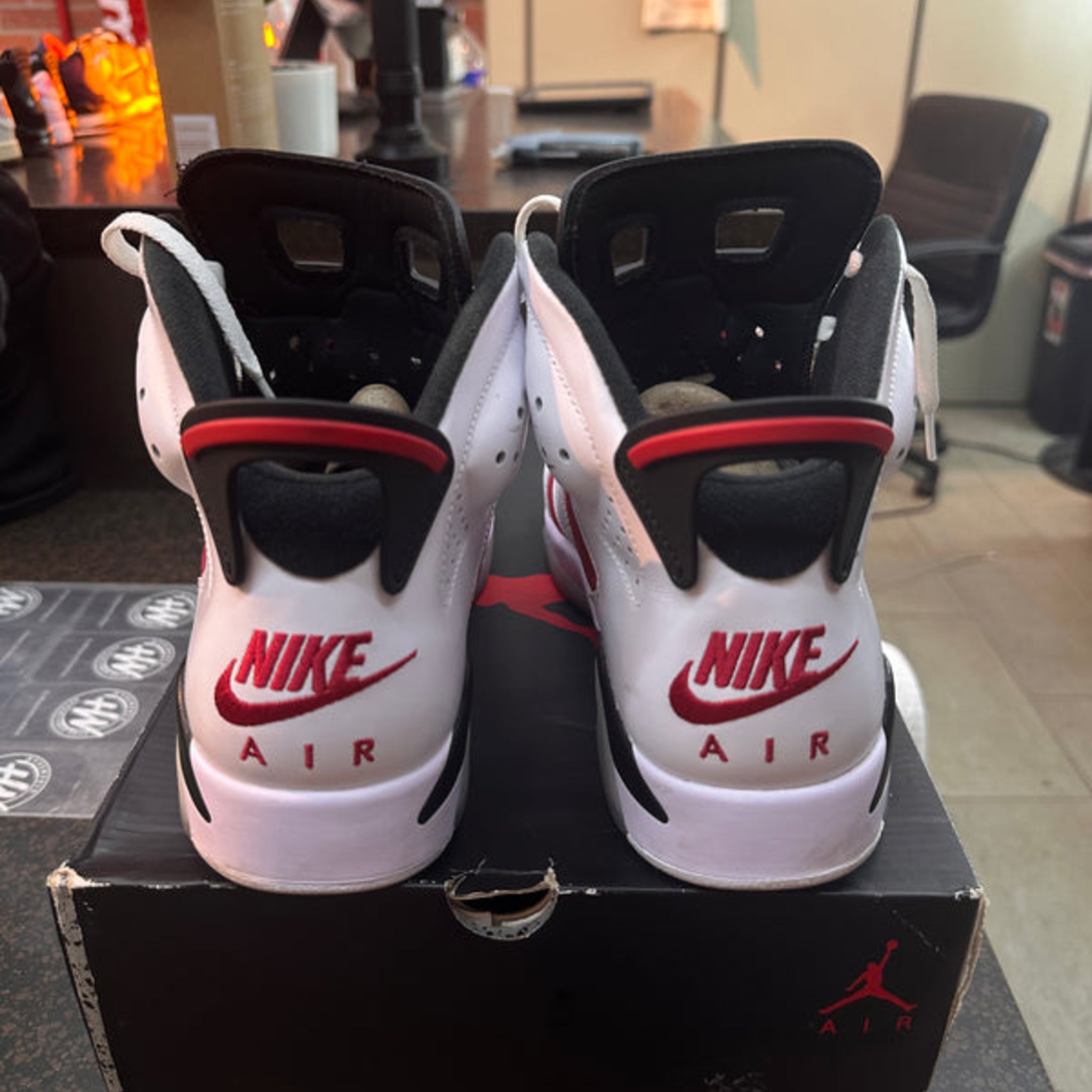 Jordan 6 "Carmine" Preowned