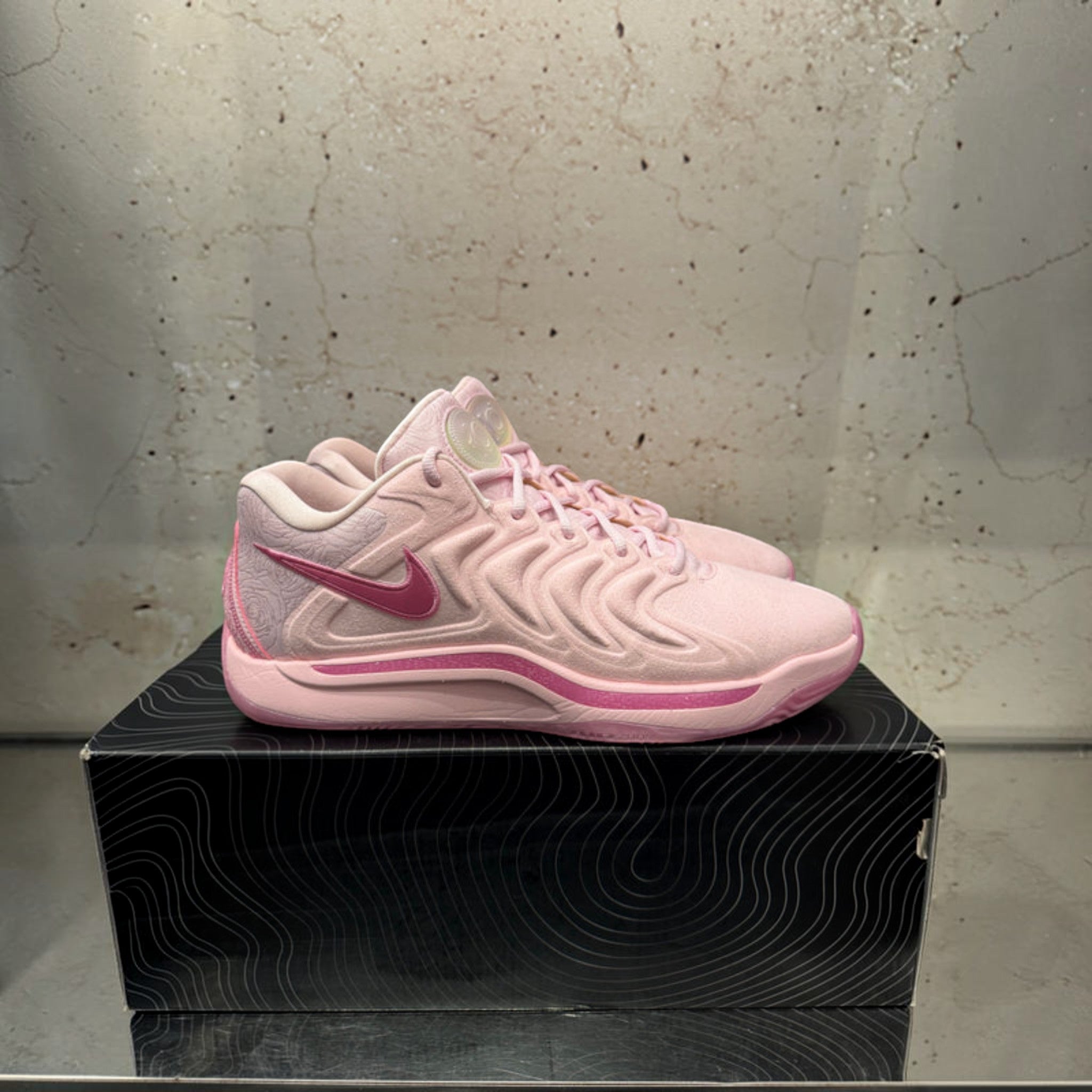 Nike KD 17 NRG "Aunt Pearl" Size 11 Tried On