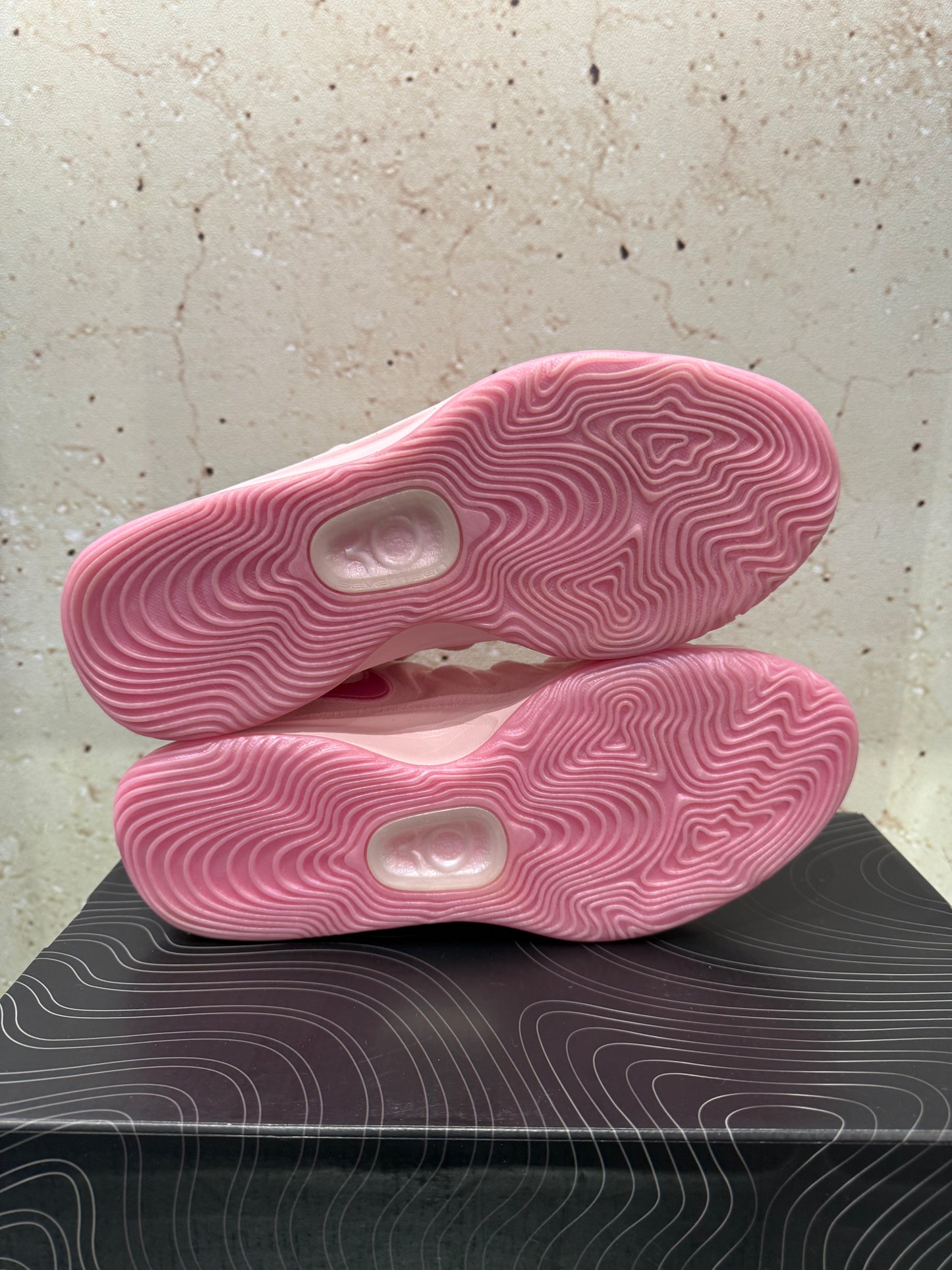 Nike KD 17 NRG "Aunt Pearl" Size 11 Tried On