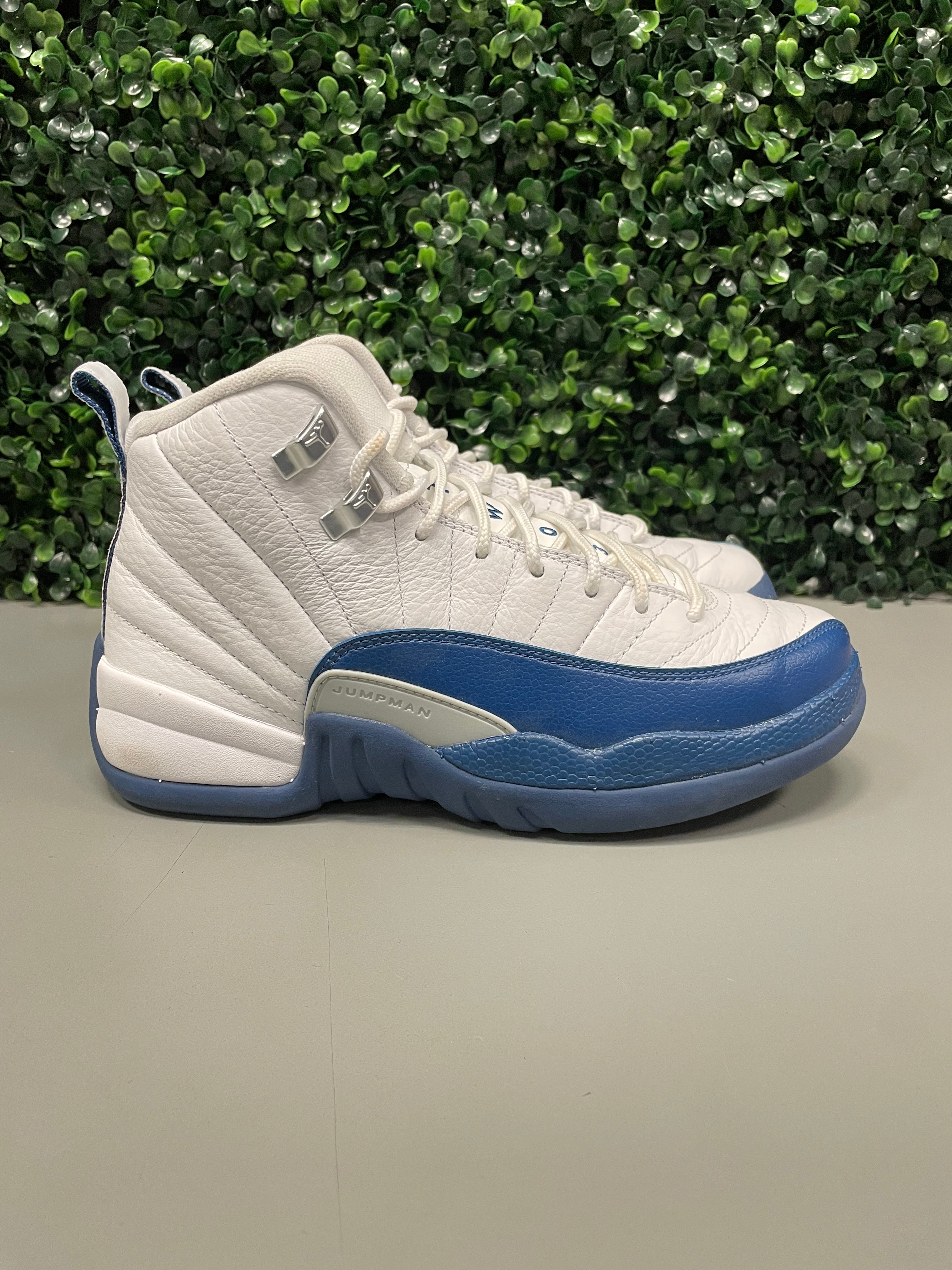 Jordan 12 Retro French Blue (2016) (GS) Size 5 Preowned No Box