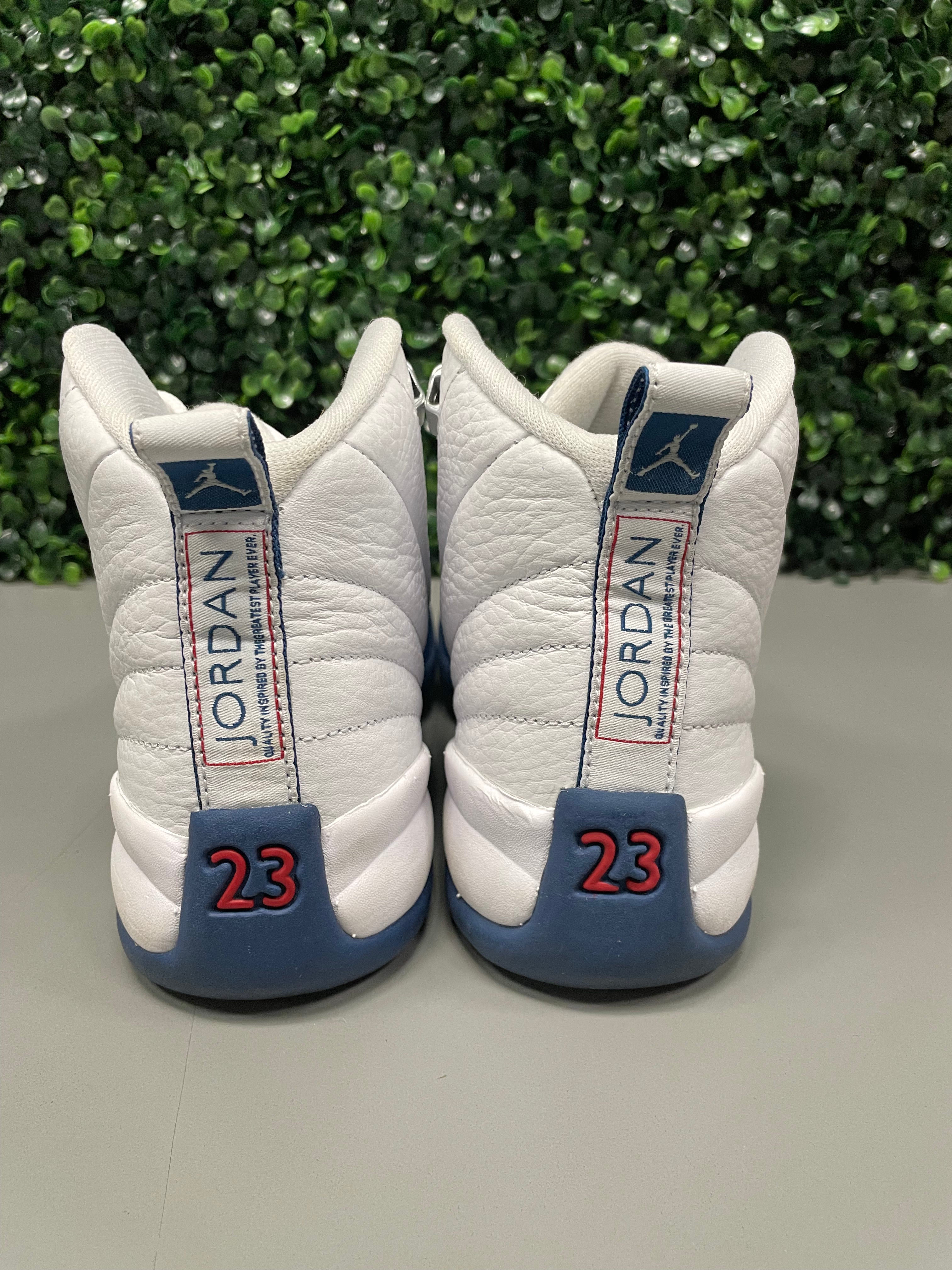 Jordan 12 Retro French Blue (2016) (GS) Size 5 Preowned No Box