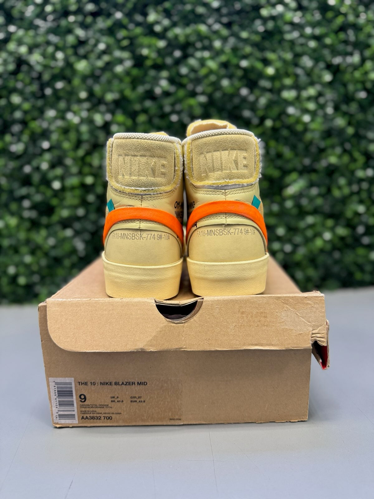Nike Blazer Mid Off-White "All Hallow's Eve" Size 9 Preowned