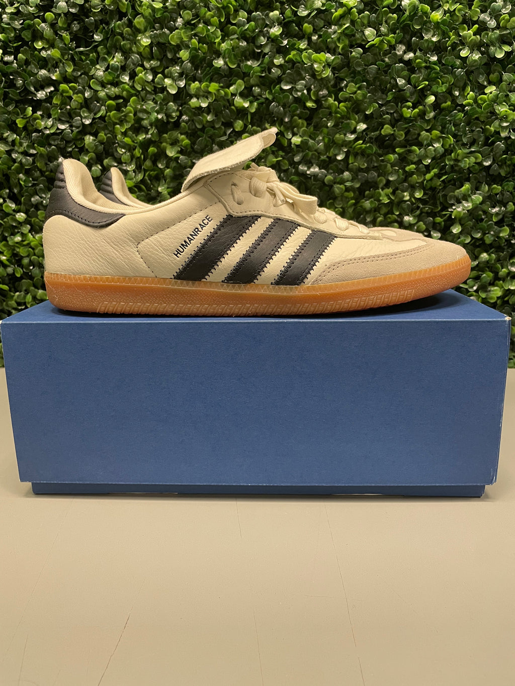 Adidas Samba Pharrell Humanrace "White Night Grey" Size 10 Preowned