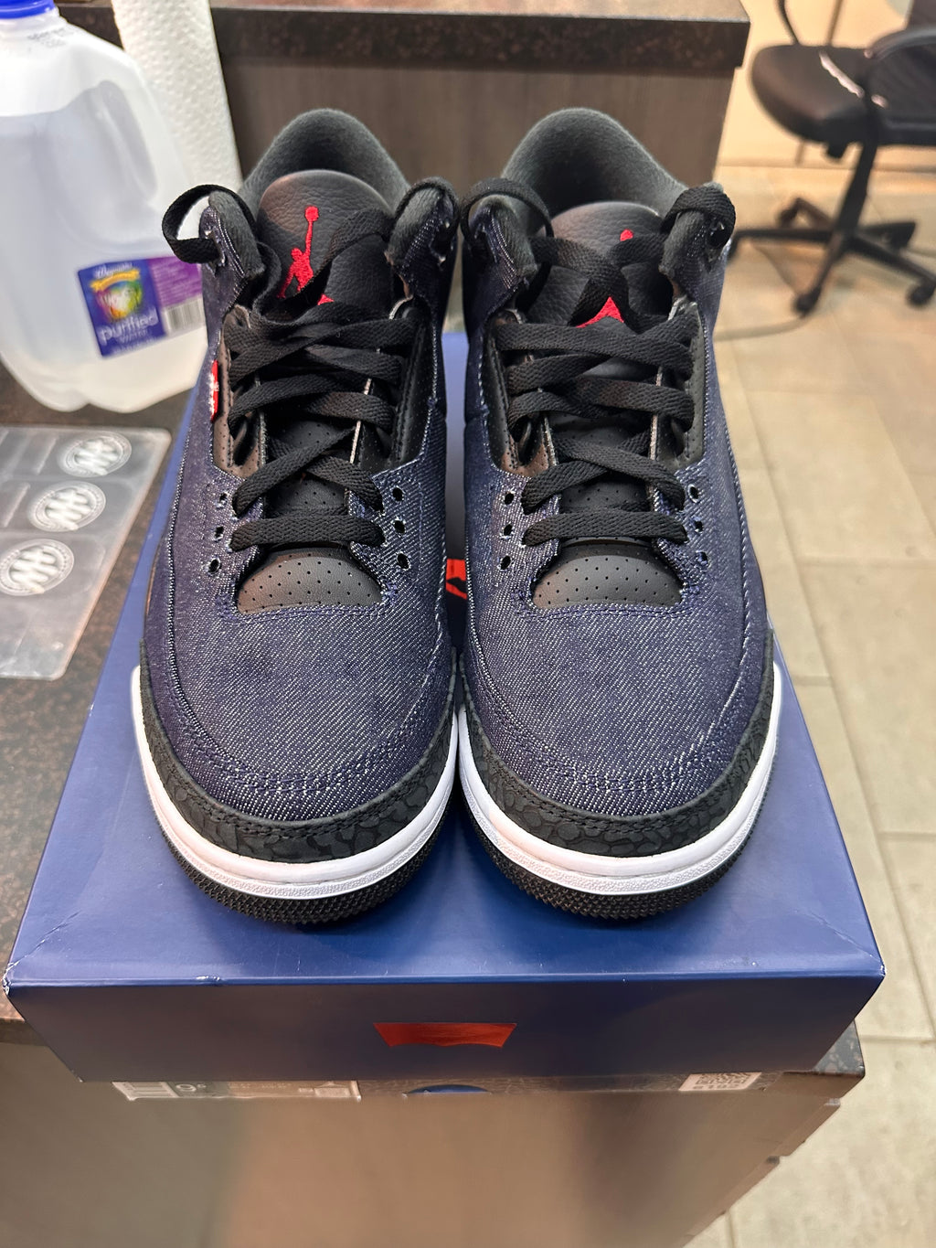 Jordan 3 "Levi Blue" Preowned