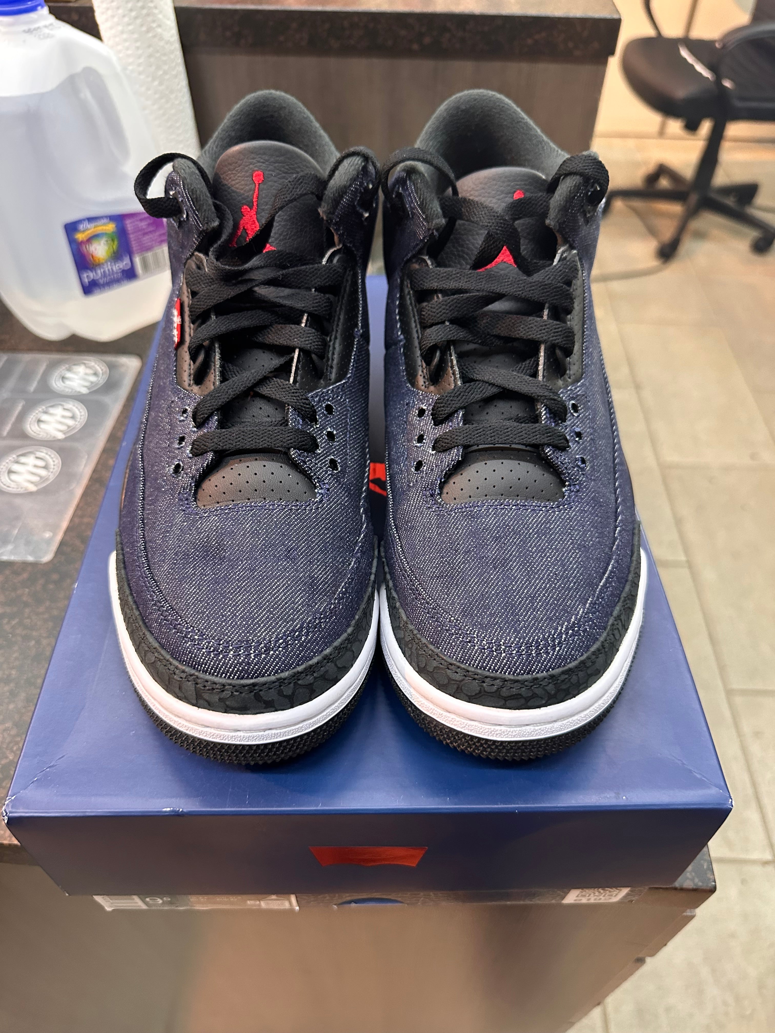 Jordan 3 "Levi Blue" Preowned